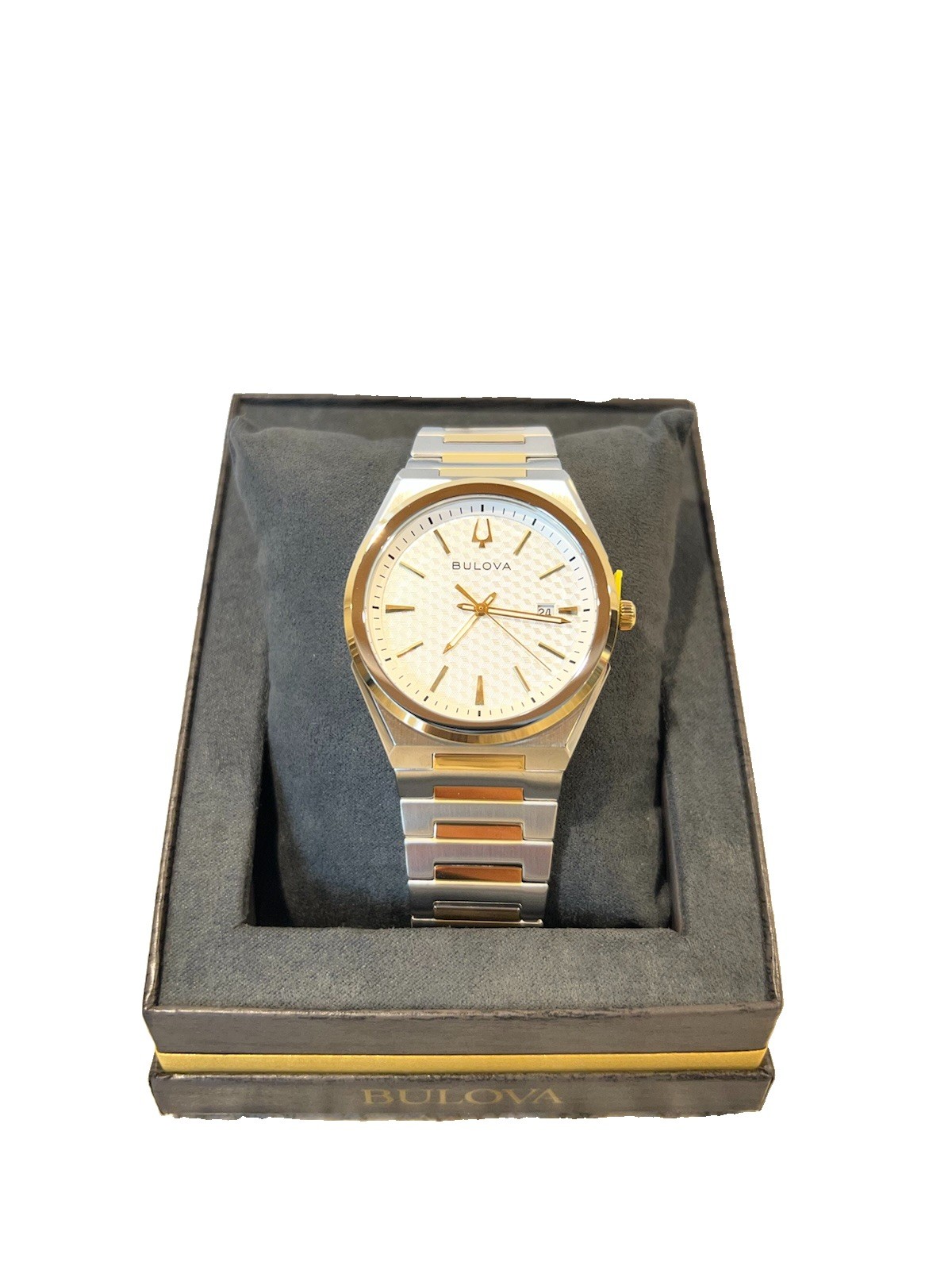 Bulova Classic Two-Tone Stainless Steel Quartz Men’s Watch 98B424 NEW