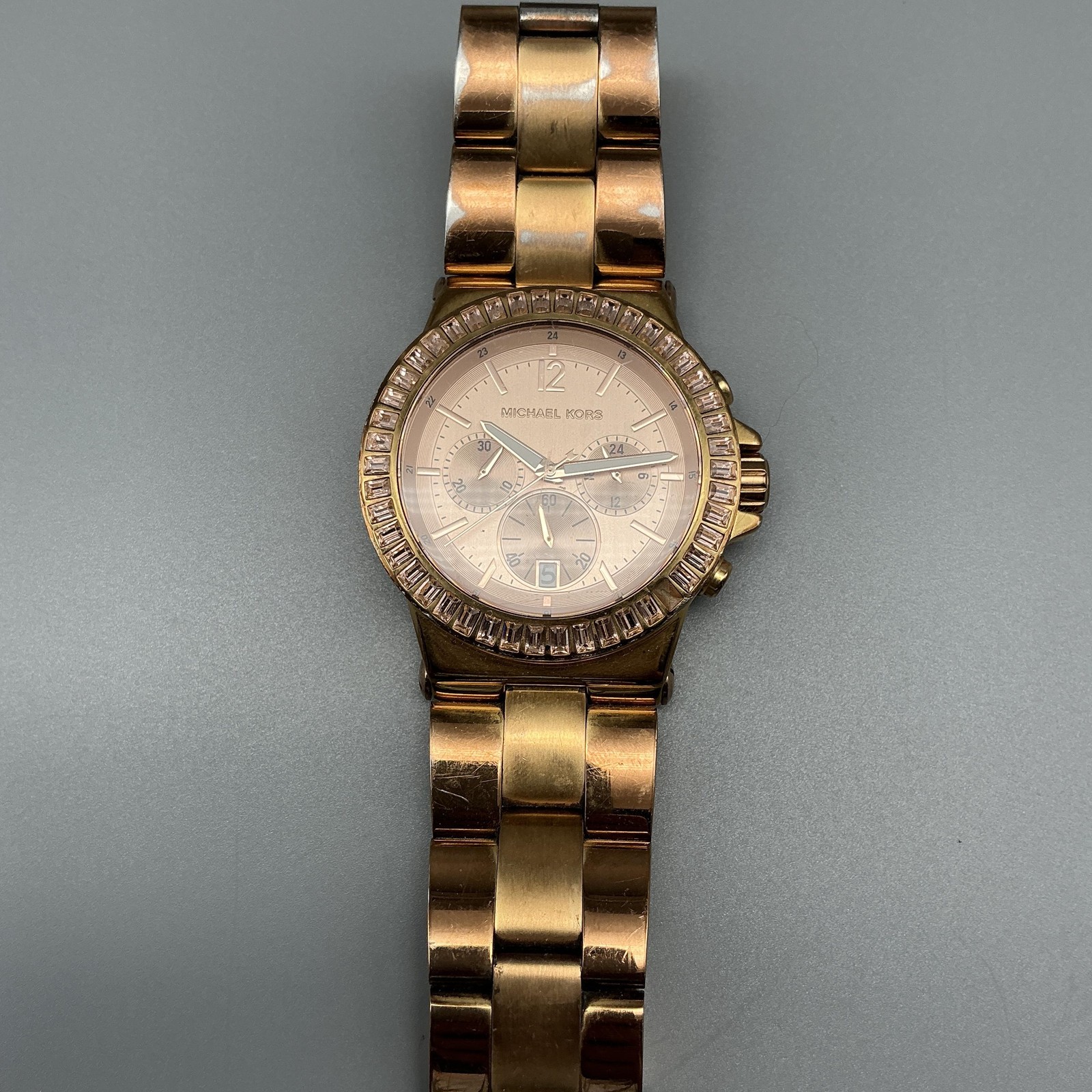 Michael Kors MK-5412 Womens Watch 41mm Crystal Bezel Chronograph New Battery 7″