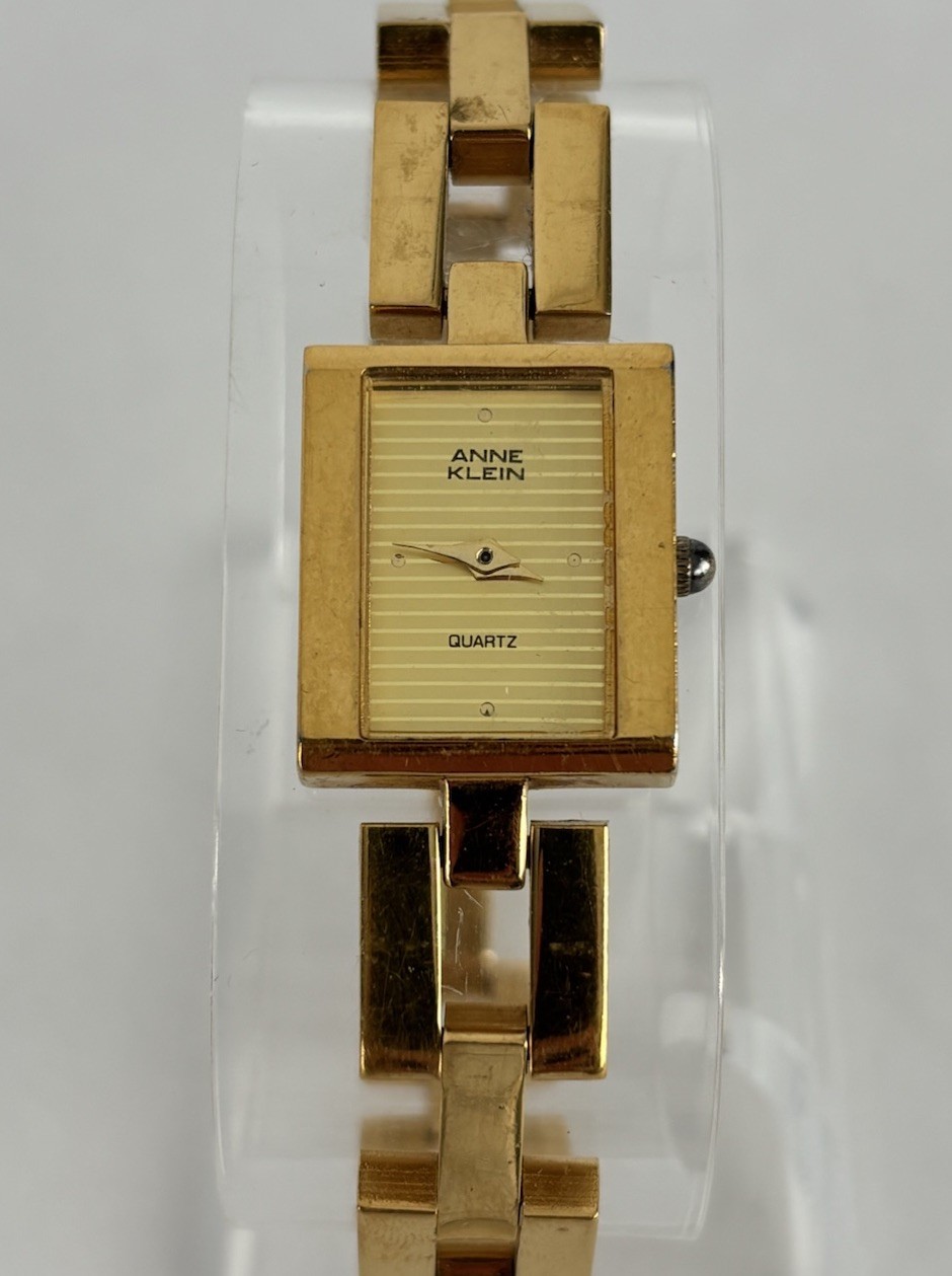 Anne Klein 11/7269 18mm Gold Tone Quartz Watch w/Bracelet & New Battery