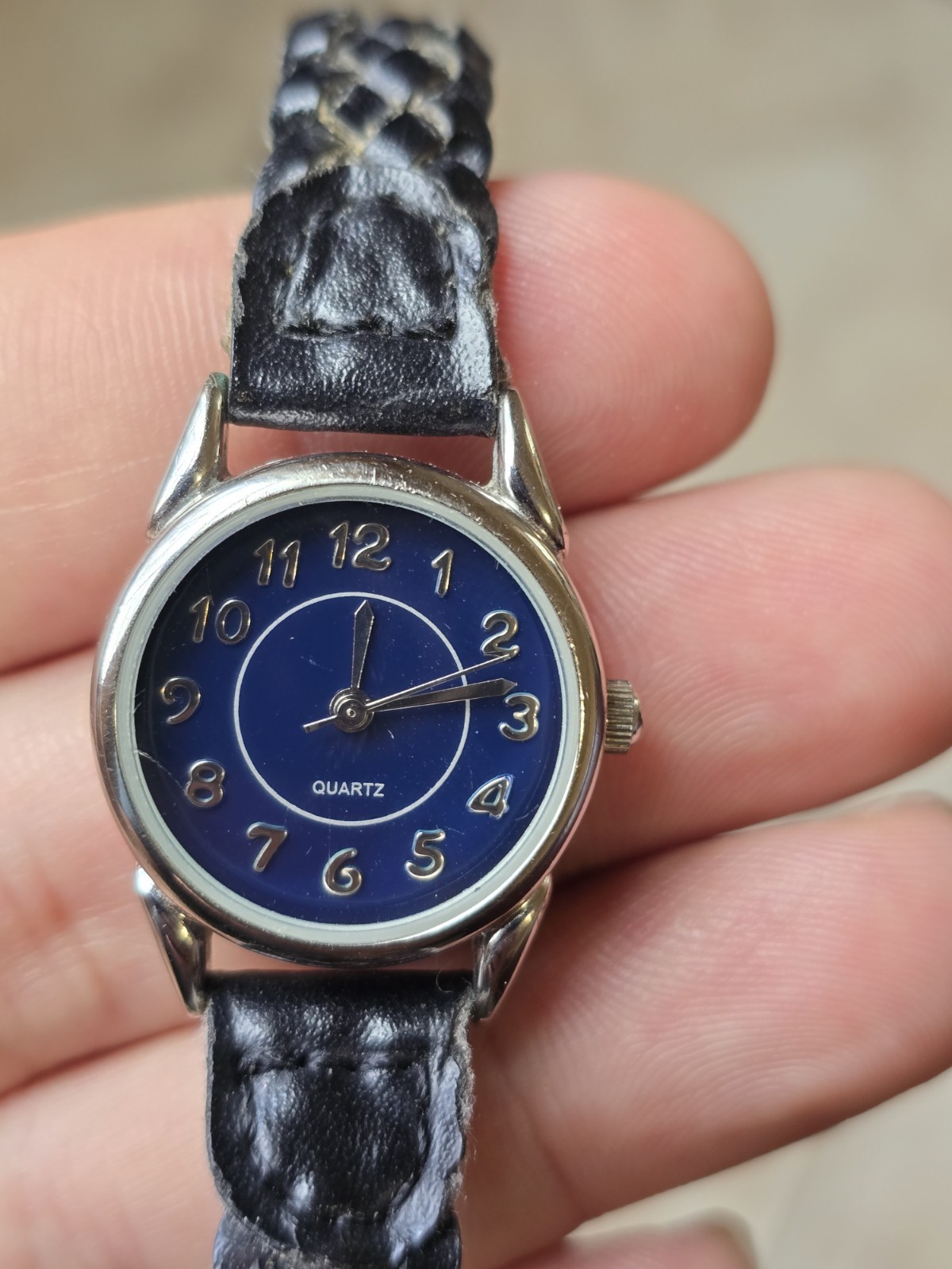 Women’s Quartz Classic WS50867W Watch Classic Vintage Stylish watch Antique