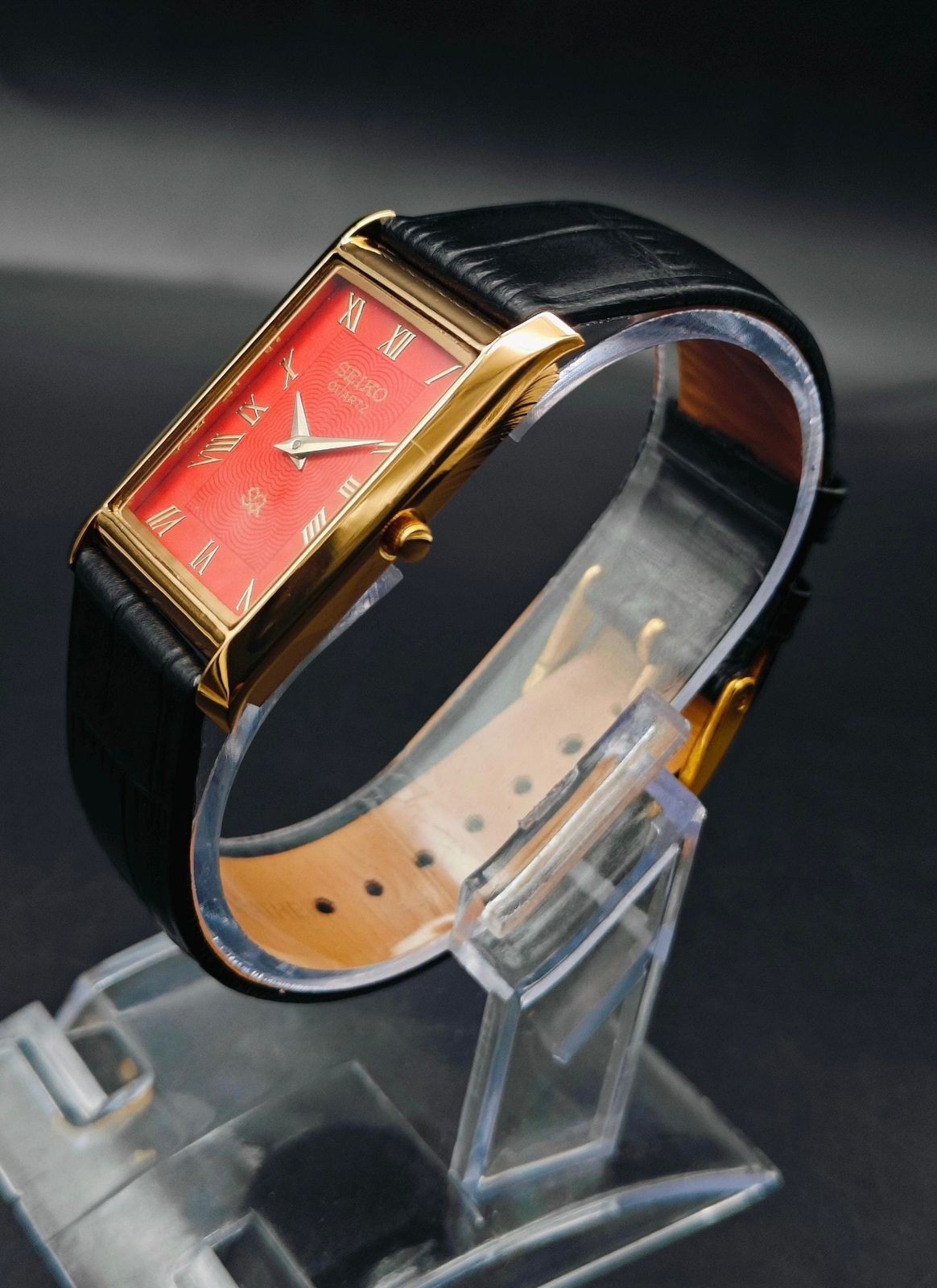Rare Vintage Seiko Slim Quartz Men’s Wrist Watch