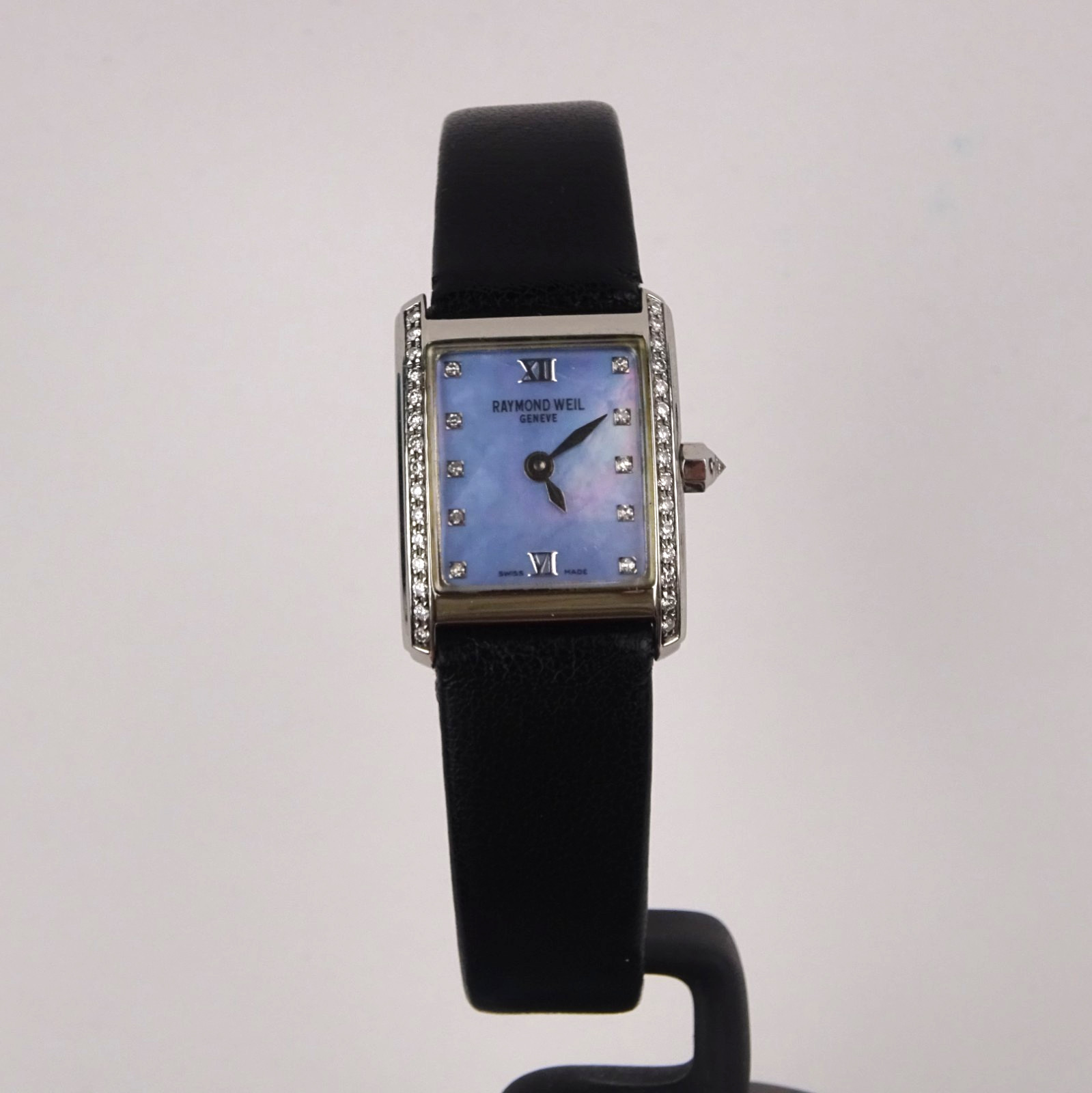 Raymond Weil Tosca 5874 Watch Diamond Bezel Mother of Pearl Dial Women’s