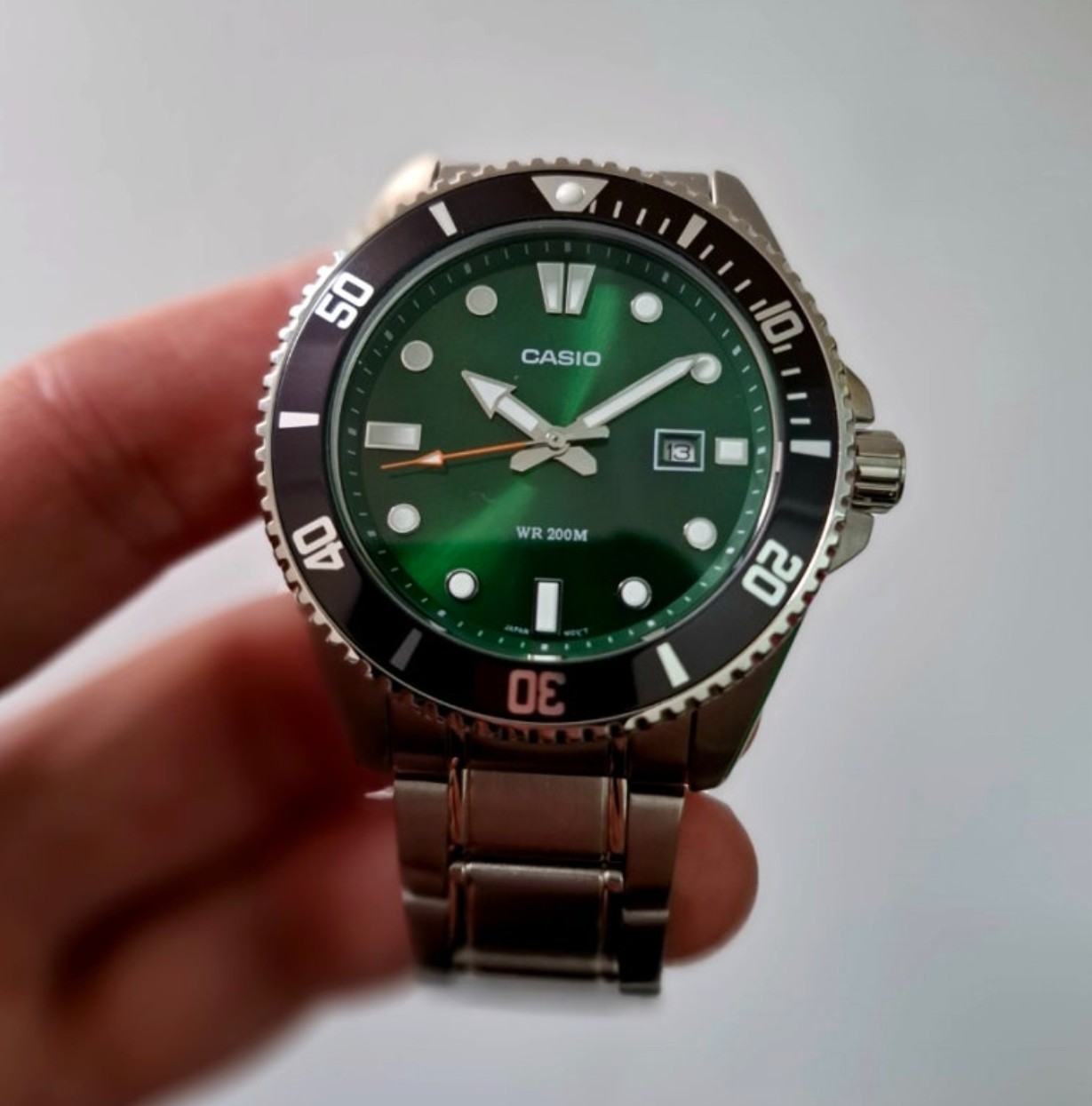 Casio Duro MDV-107D-3A2VDF Diver Watch 200M Green Dial | 100% Original