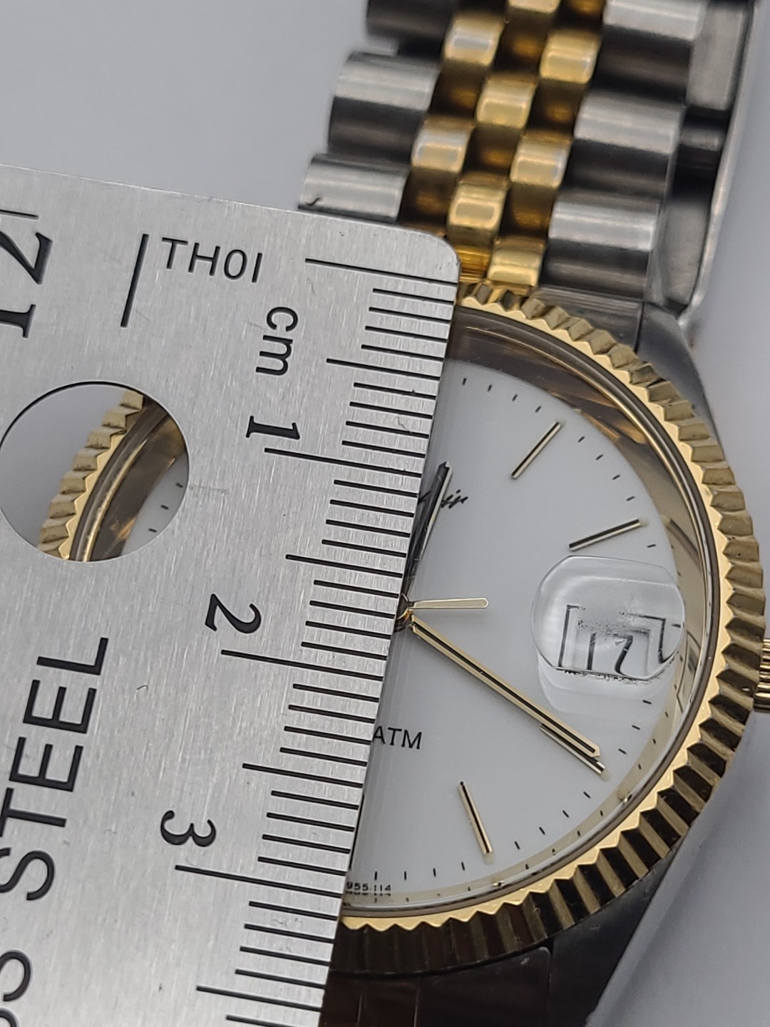 BELAIR Mens Analog Quartz Watch Fluted Bezel White Dial New Battery Working