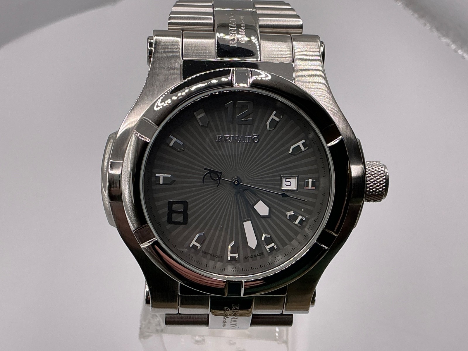 Renató T-Rex Swiss ETA 2824 Automatic LE# 387/672 Gray Sunburst Dial 300M Watch