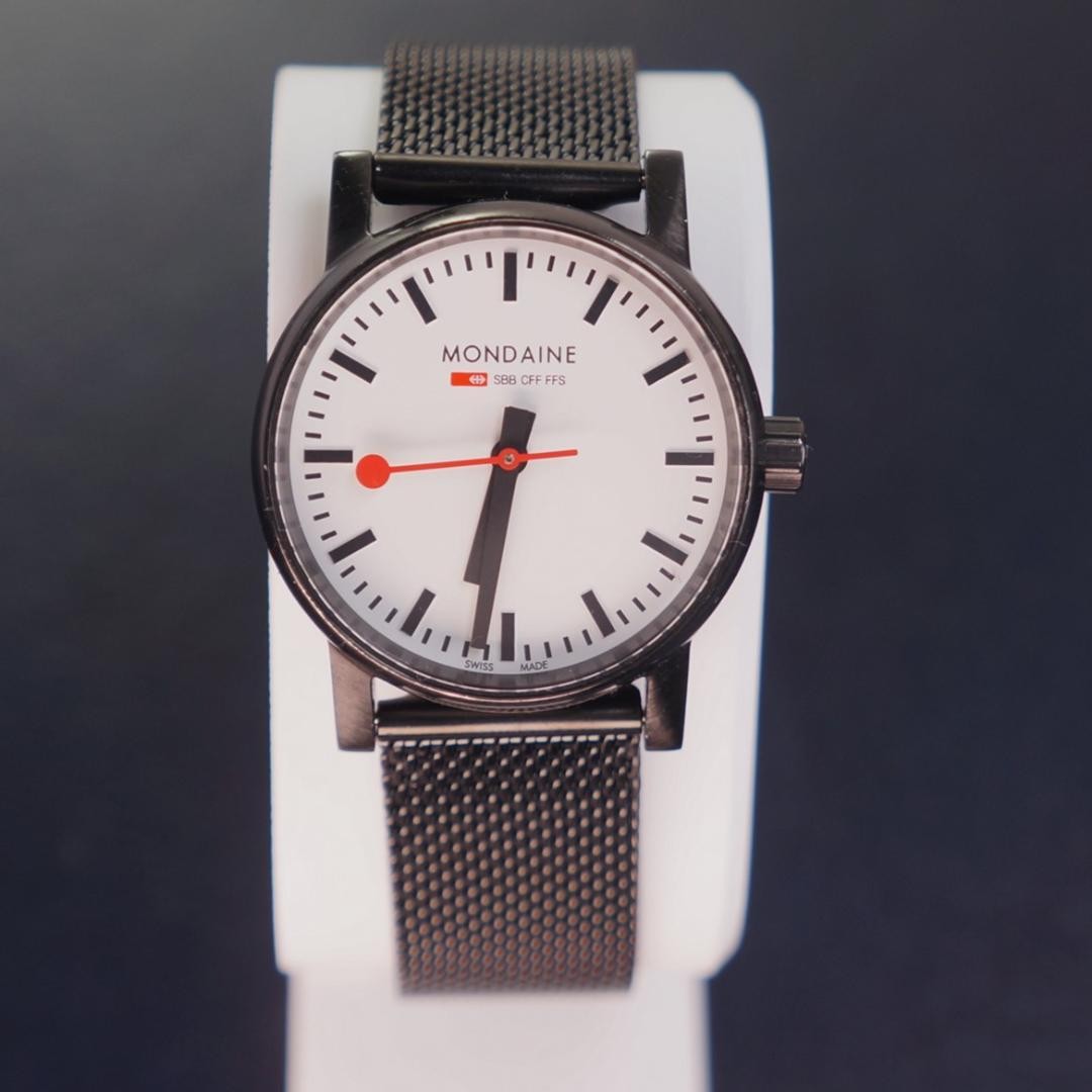 Mondaine MSE.30 Black Quartz Watch New Band Battery Japan 07717