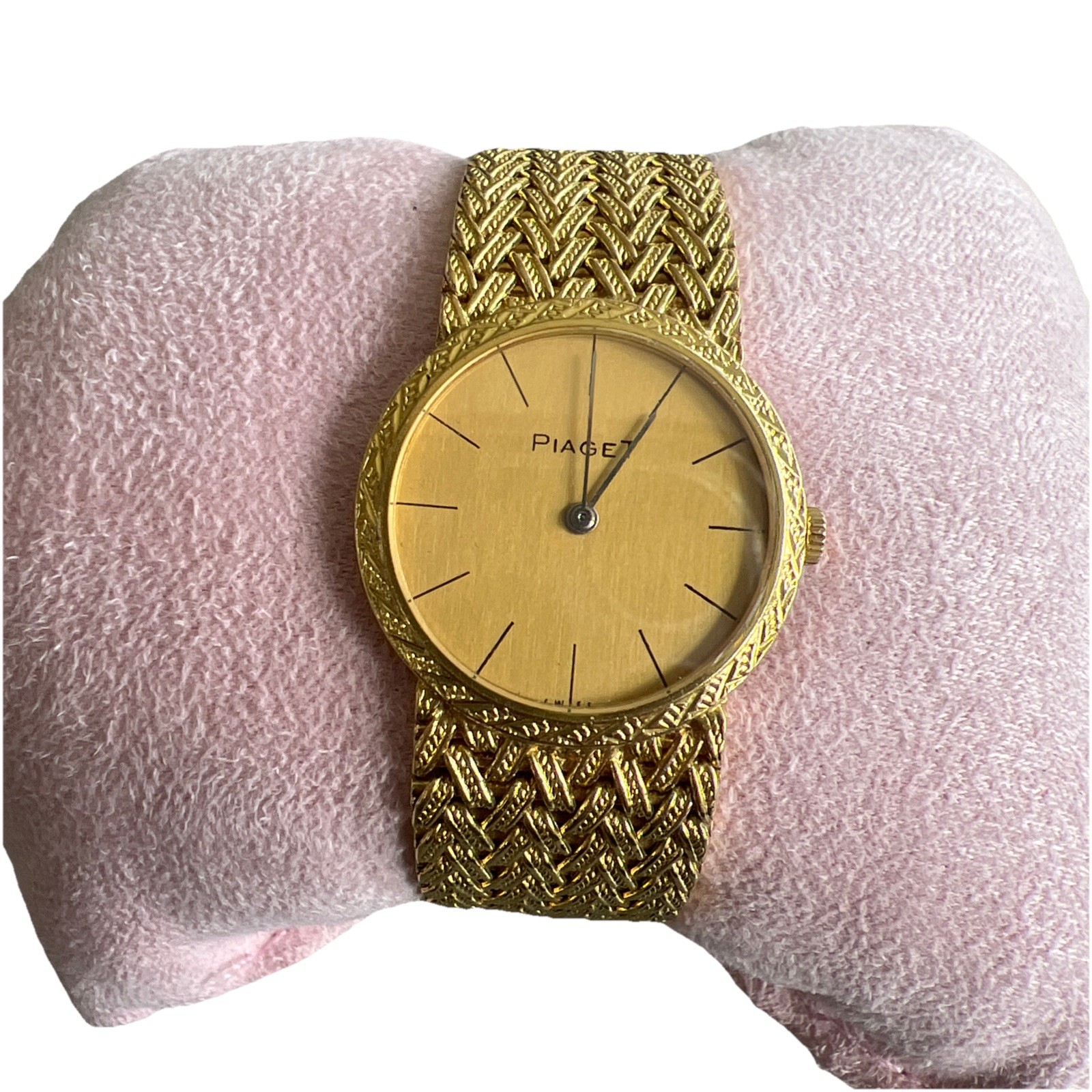 Piaget Vintage 924D1 18K Textured Gold Manual Winding Ladies Watch 23mm