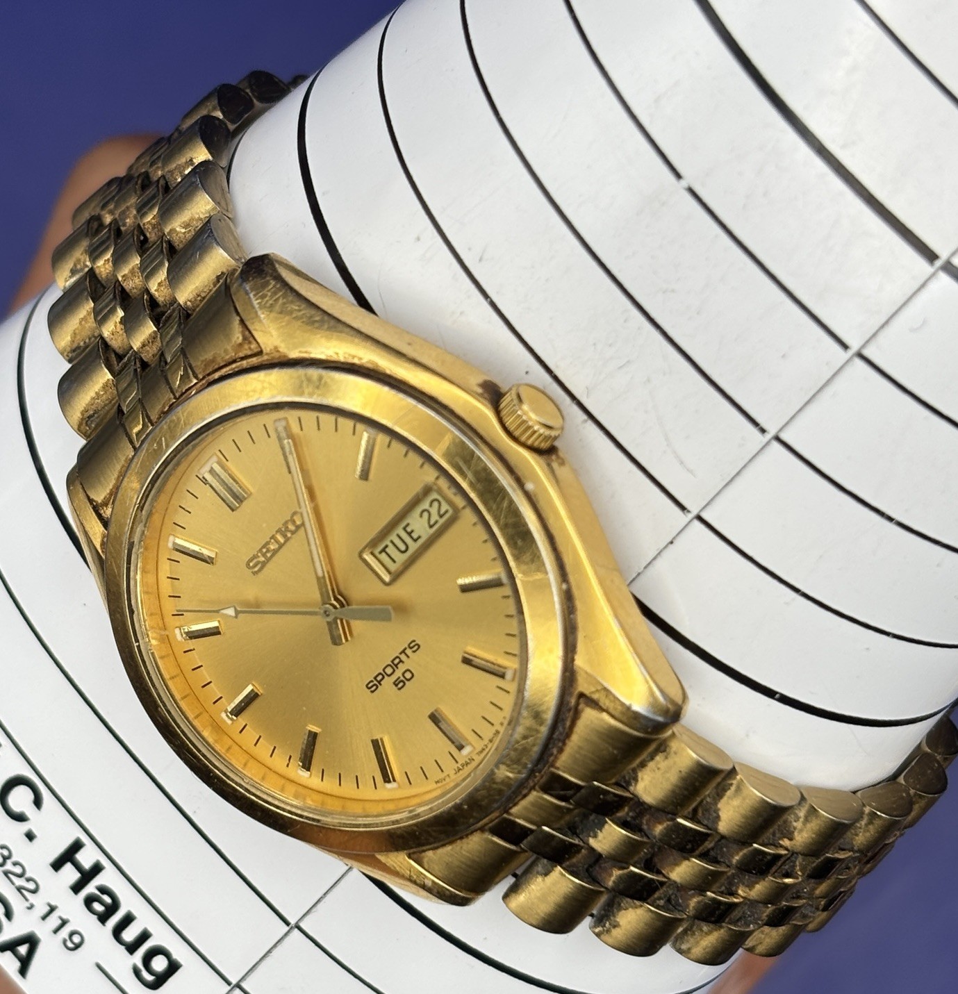 Seiko Sports Watch Men 37mm Gold Dial Gold Tone Daydate Round 7N43-8B49 #WN