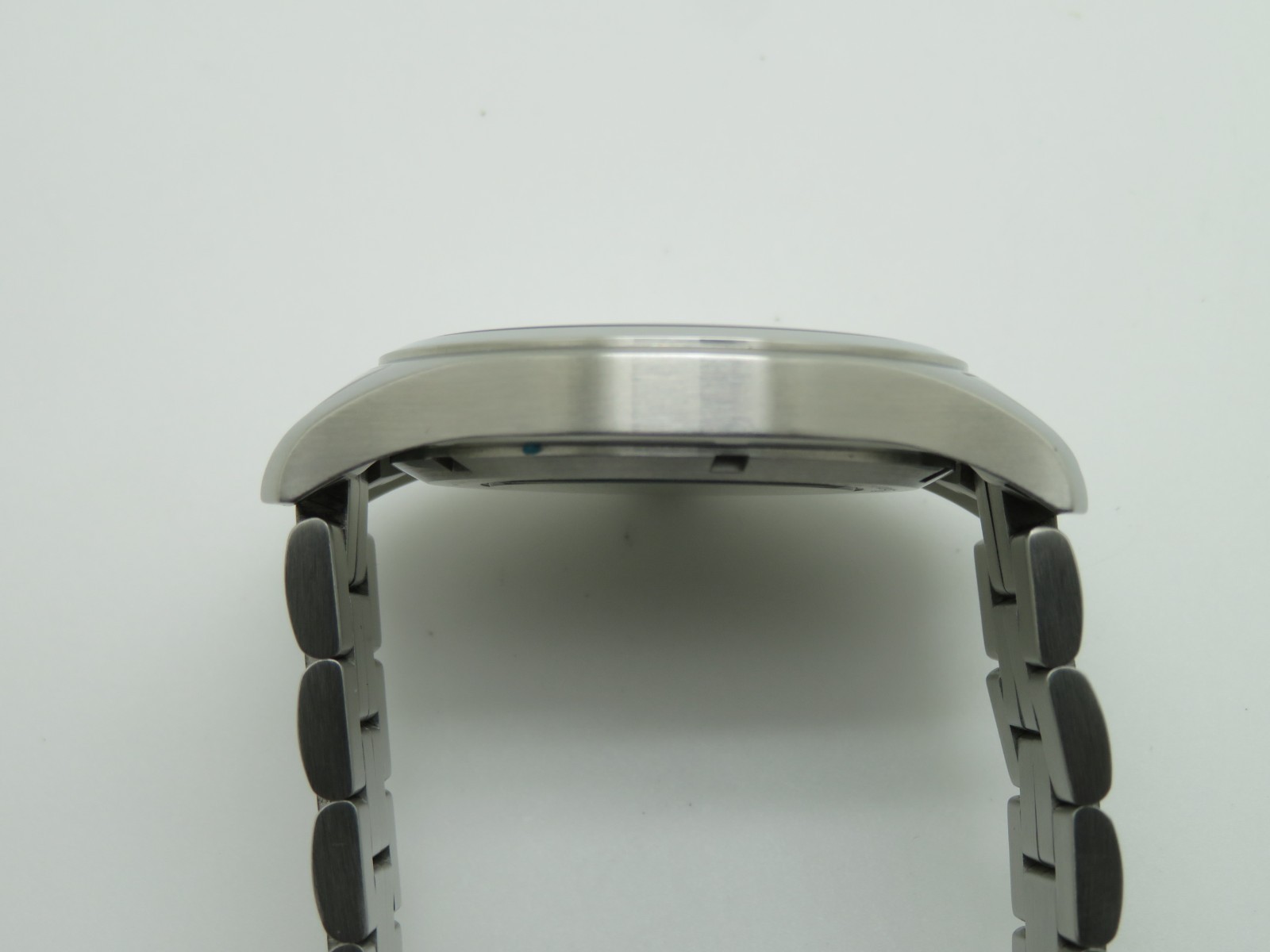 Hamilton Khaki H706050 Men’s 42mm Stainless Steel Swiss Automatic Wristwatch