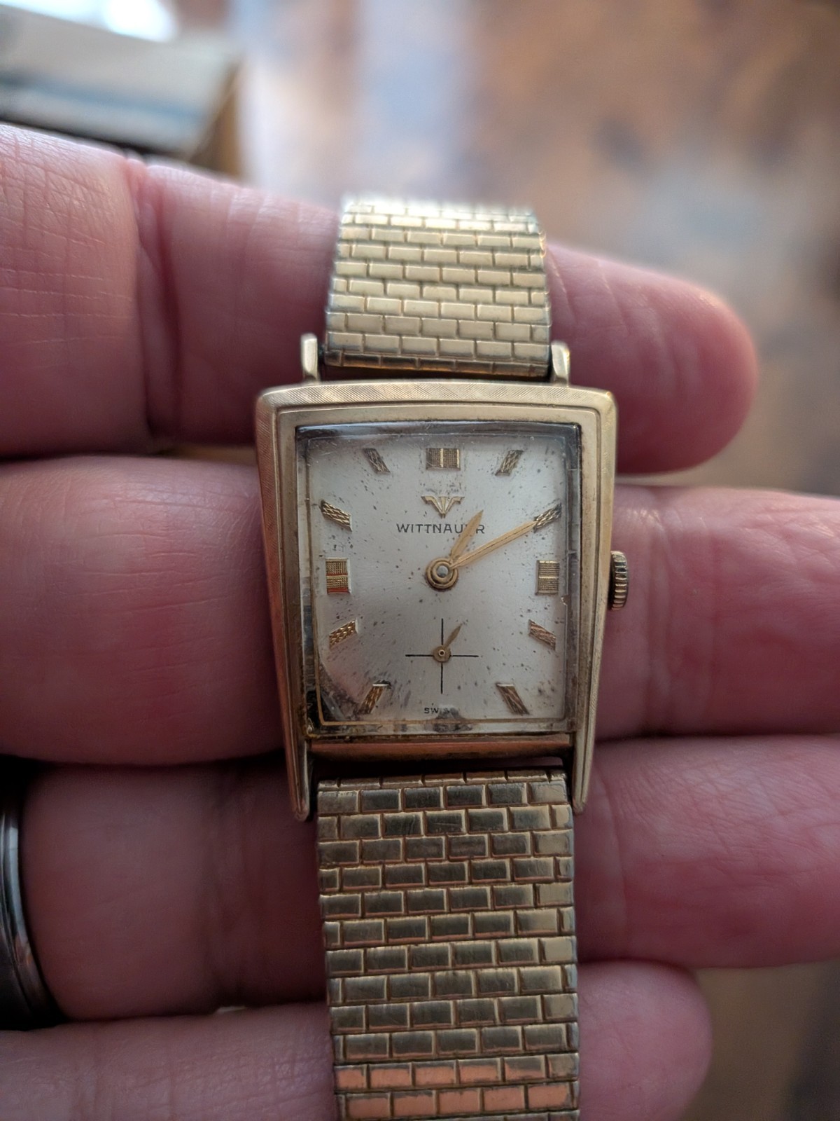Vintage 1950’s Wittnauer Asymmetrical Men’s Watch 10K Gold Filled Case. Working