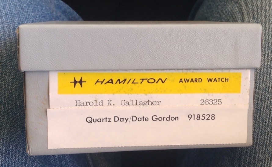 MENS VINTAGE HAMILTON QUARTZ WATCH W BOX AND PAPERS AWARD 80s LOOK GREAT SWISS