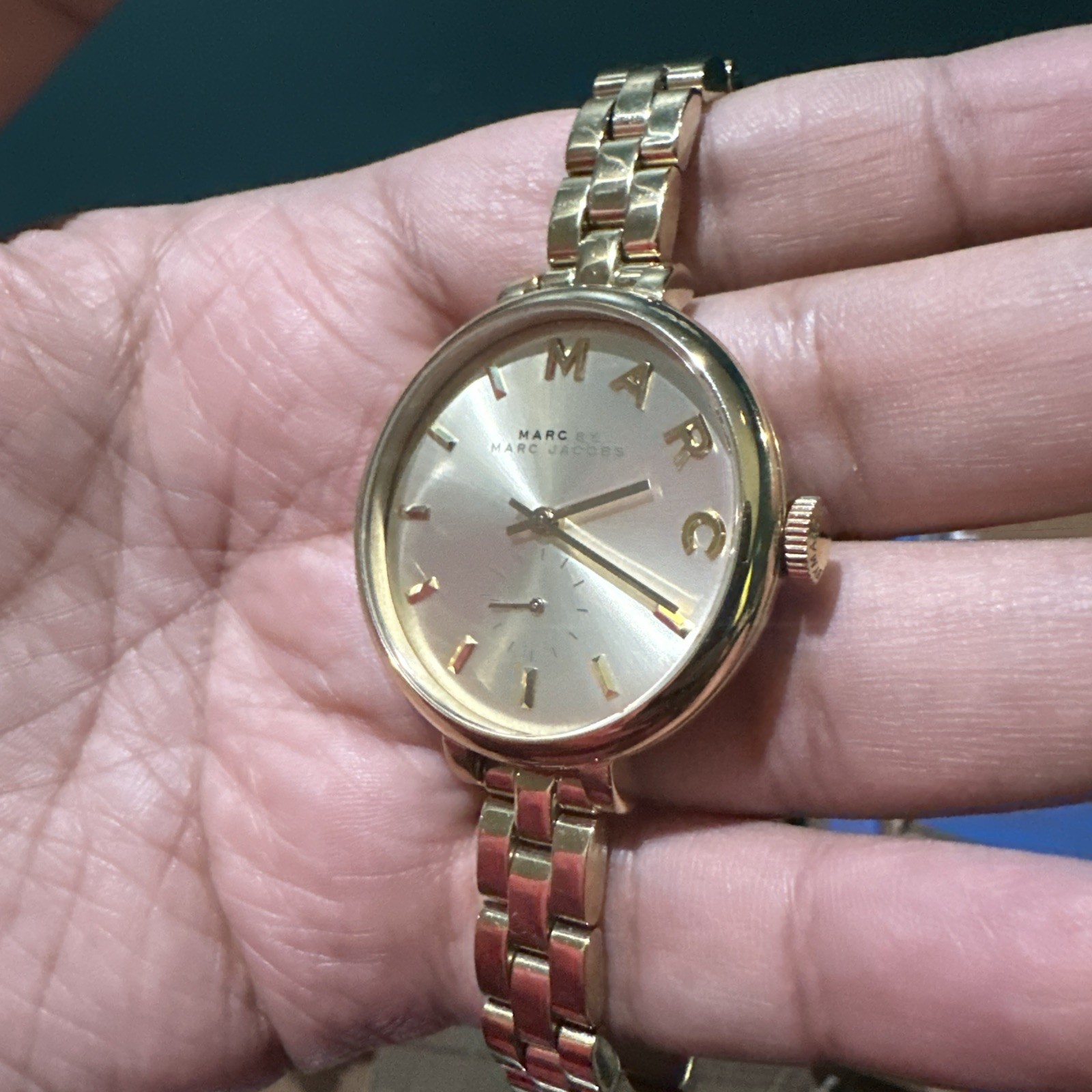 Working Marc Jacobs Sally Champagne Dial Gold Tone Women’s Watch Fit 6.5” 36mm