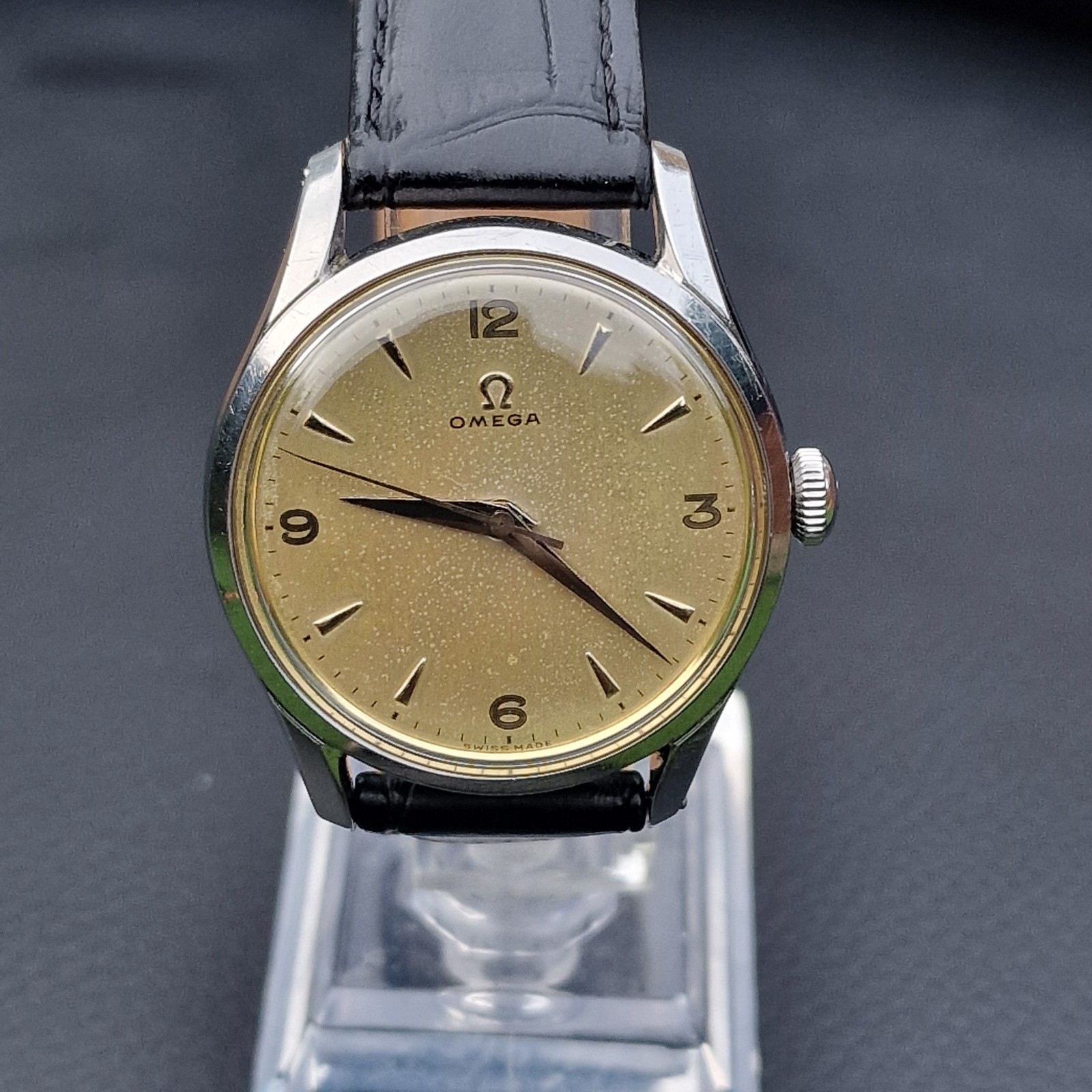 OMEGA GENTS MANUAL,REF 2640-1, 35MM,CAL 283,SCREW BACK CASE.