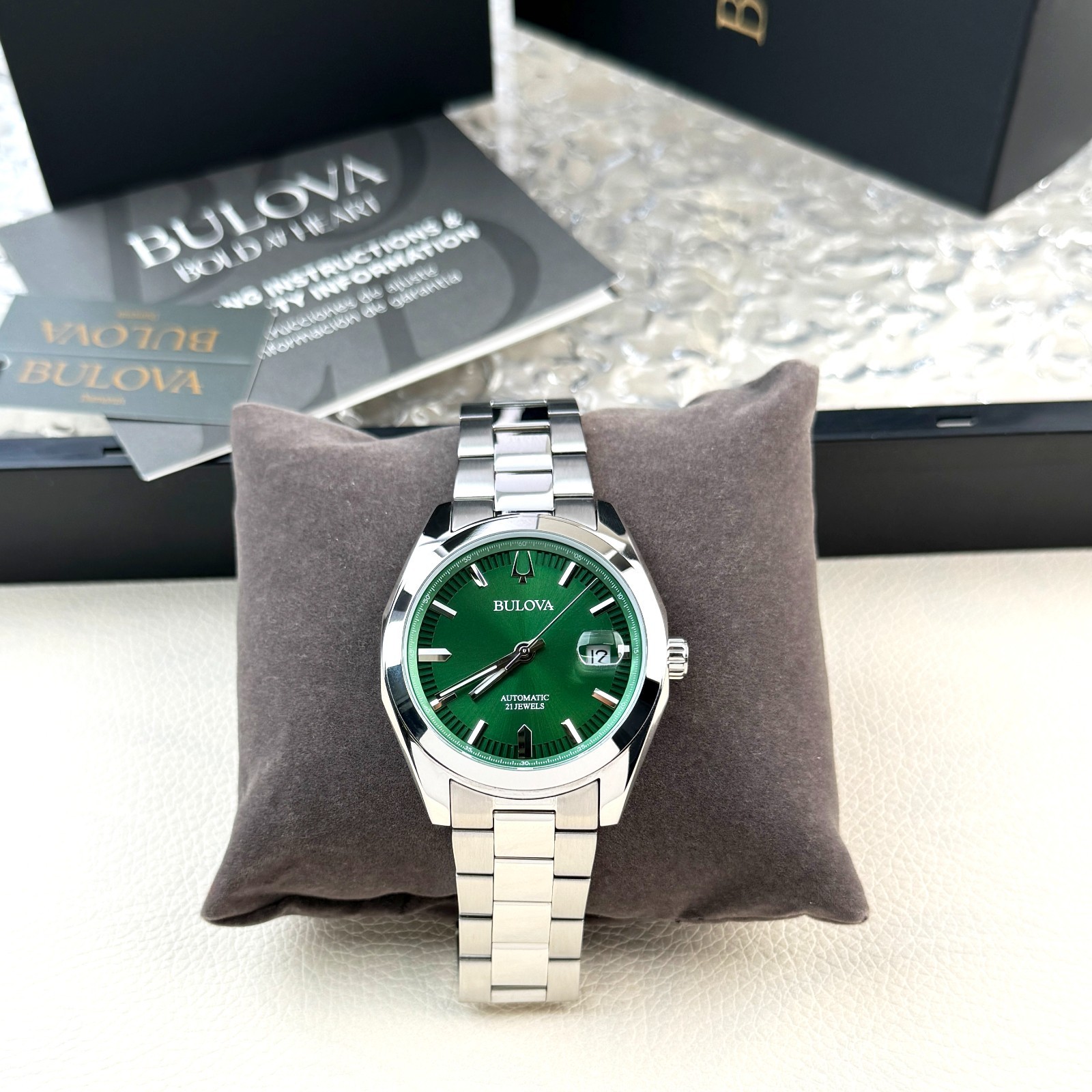 Bulova Classic Surveyor Automatic Green Dial Men’s watch 96B429 39mm