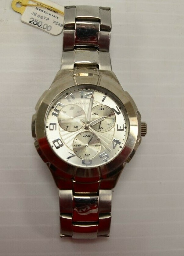(I-924) 20018 Harve Bernard Watch
