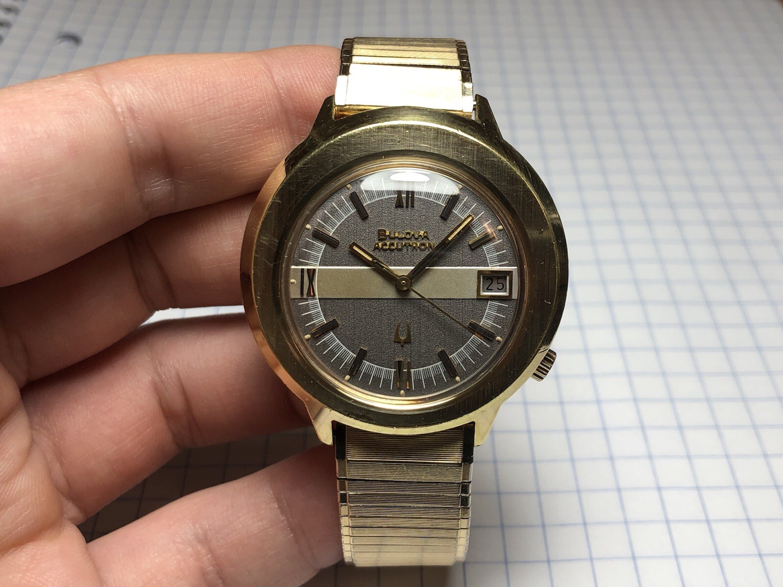 Vintage 1974 Bulova Accutron Gold Plated Tuning Fork 2181 Men Watch w/t Bracelet