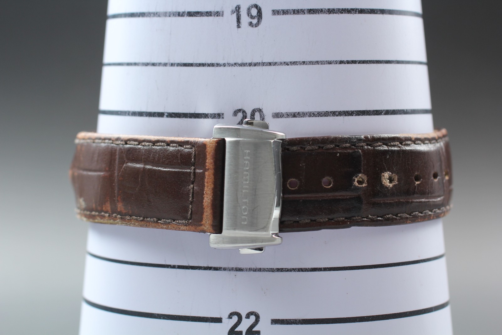 [Near MINT+] HAMILTON Jazzmaster H324410 Silver Dial Date Quartz Men’s Watch