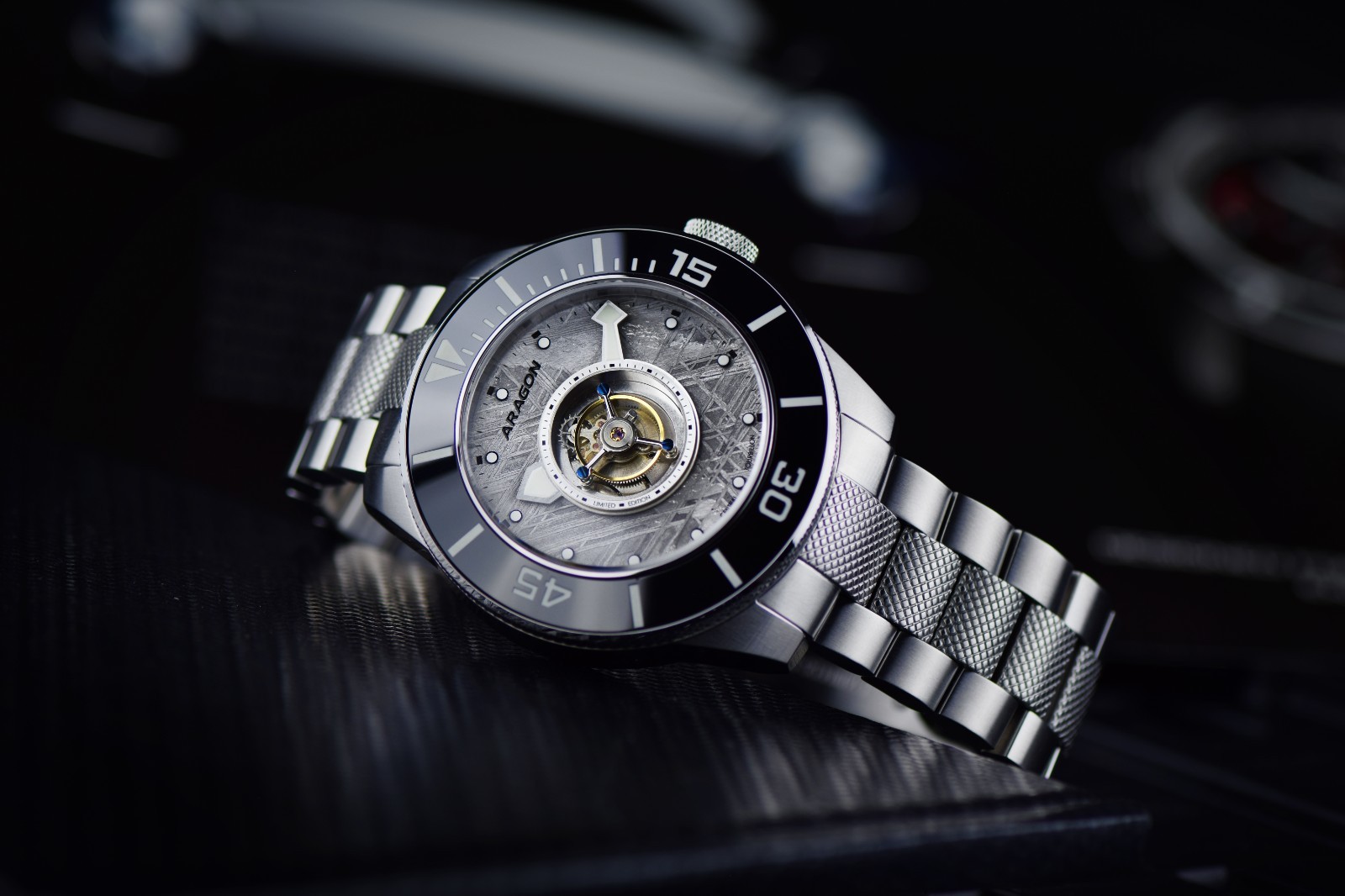Aragon A634SLV DM Tourbillon 45mm
