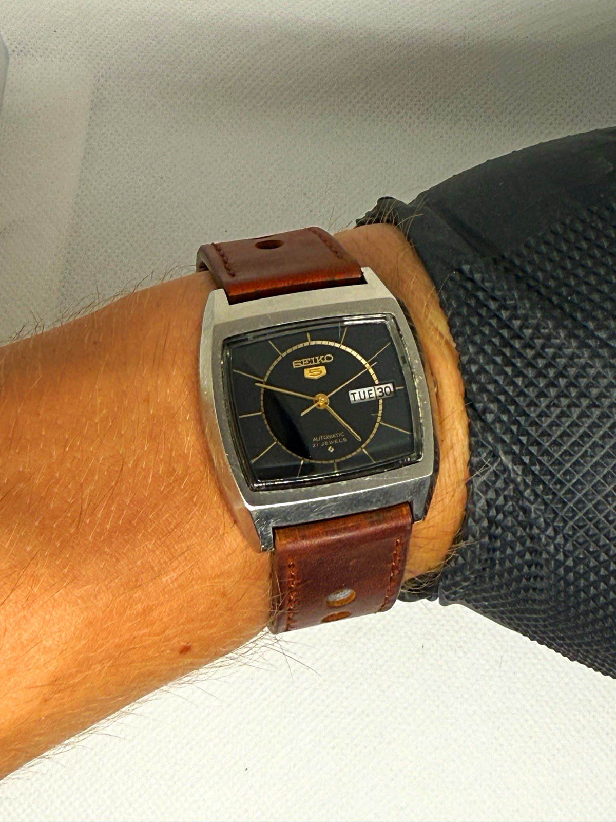 Vintage 1970s Seiko 5 Automatic – 21J TV Dial (Ref. 6319-5020)