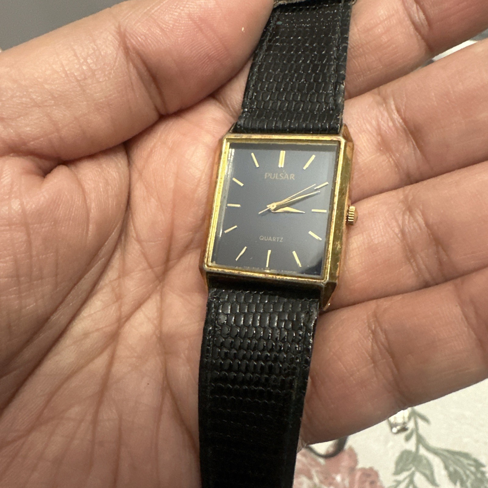 Working Vintage Pulsar Y481-8060 Dress Tank Quartz Watch New Battery Rare 26mm