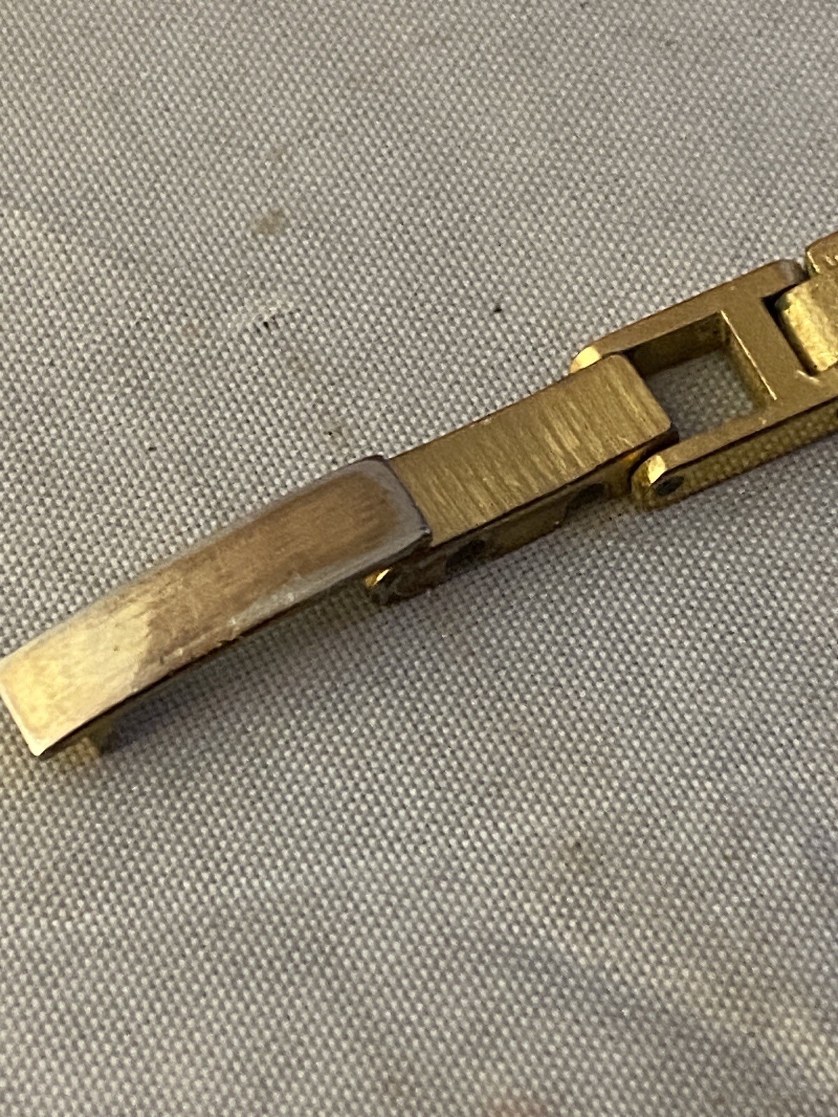 VTG Riviera Ladies Watch 17 Jewels Swiss Made Gold Tone
