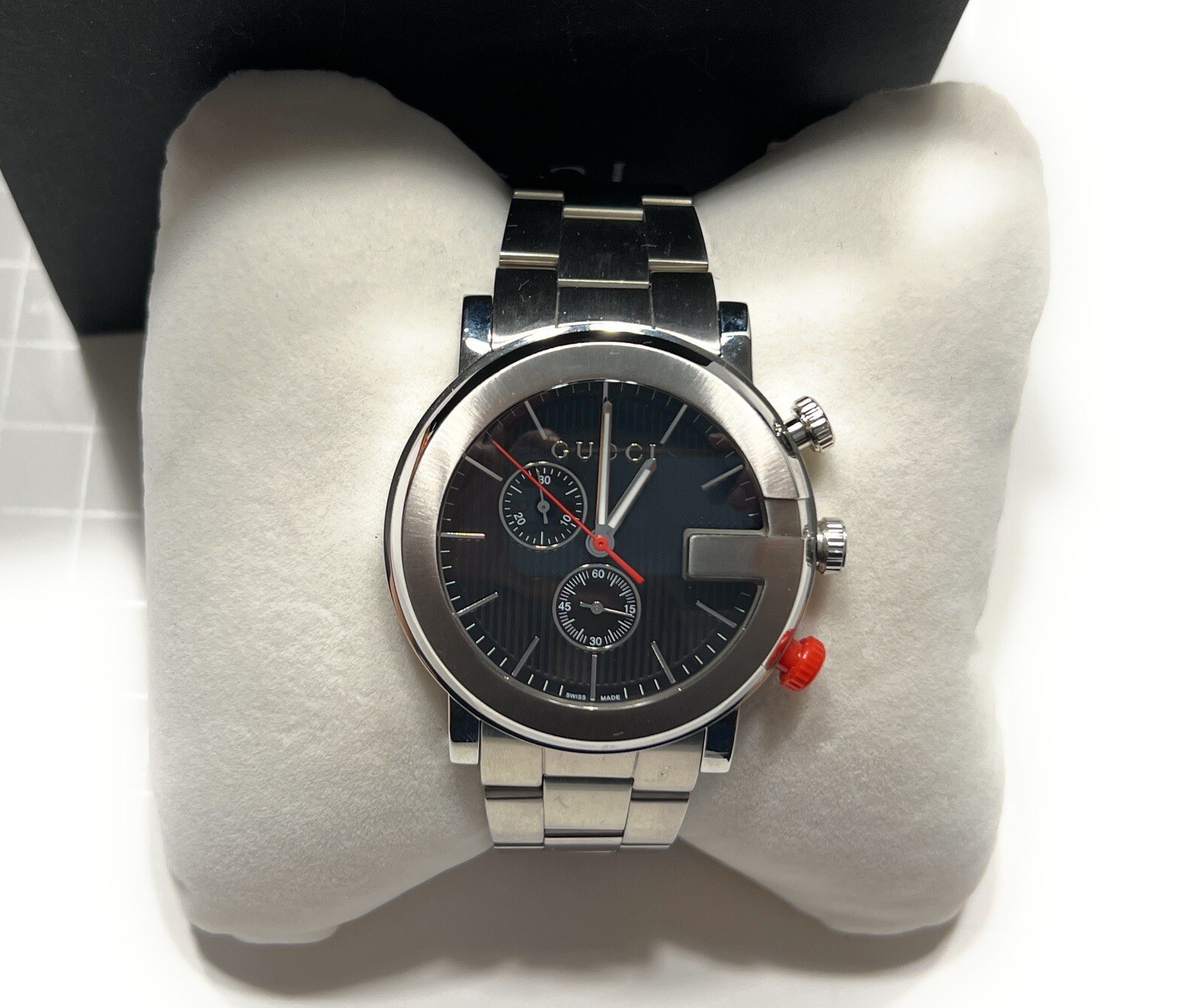 Gucci G Chrono Stainless Steel Black Dial Quartz Mens Watch YA101361, Display