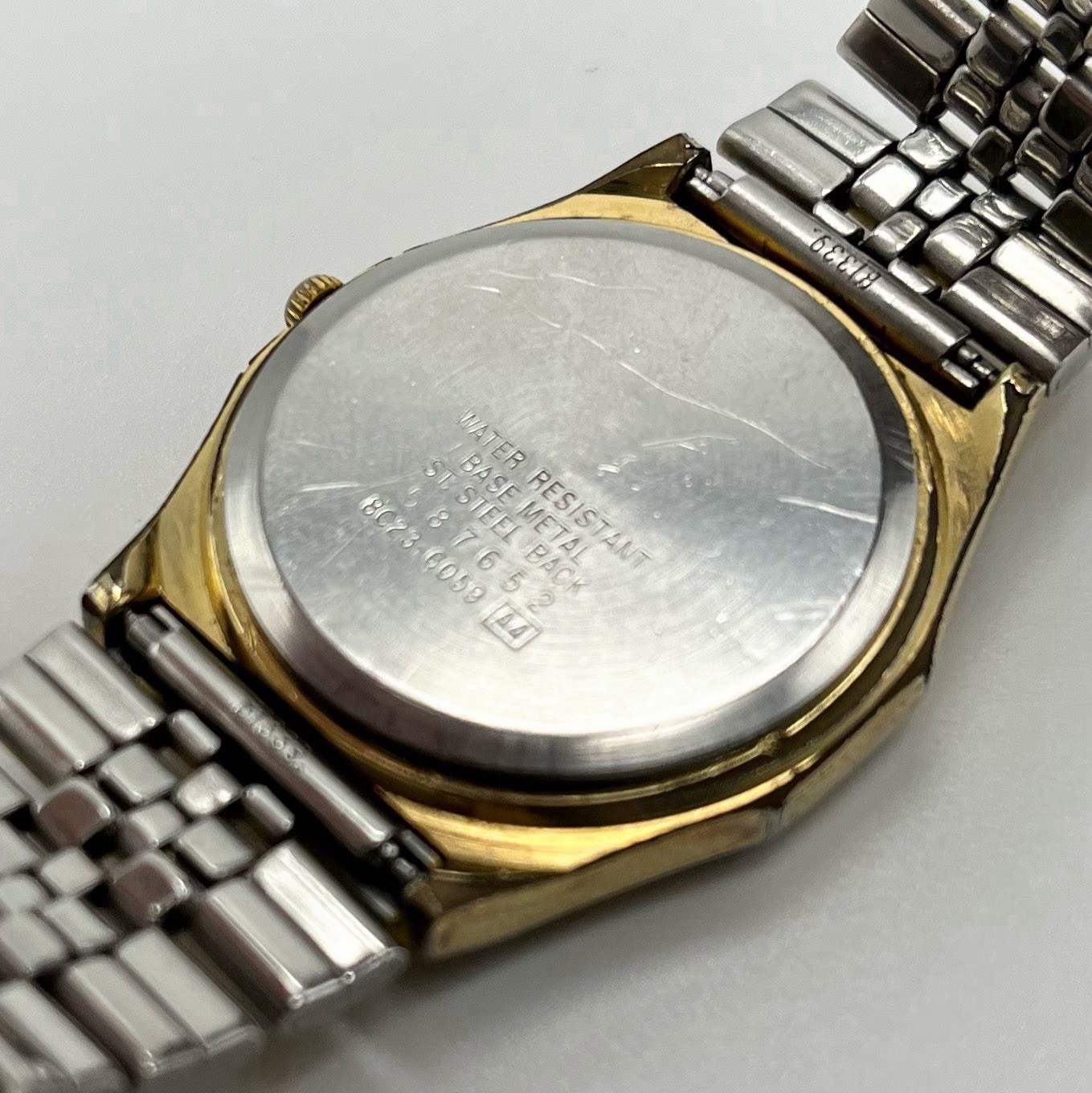 Seiko SQ Quartz 8C23-6059 Octagonal Day Date Gold Tone Textured Dial VTG P/R
