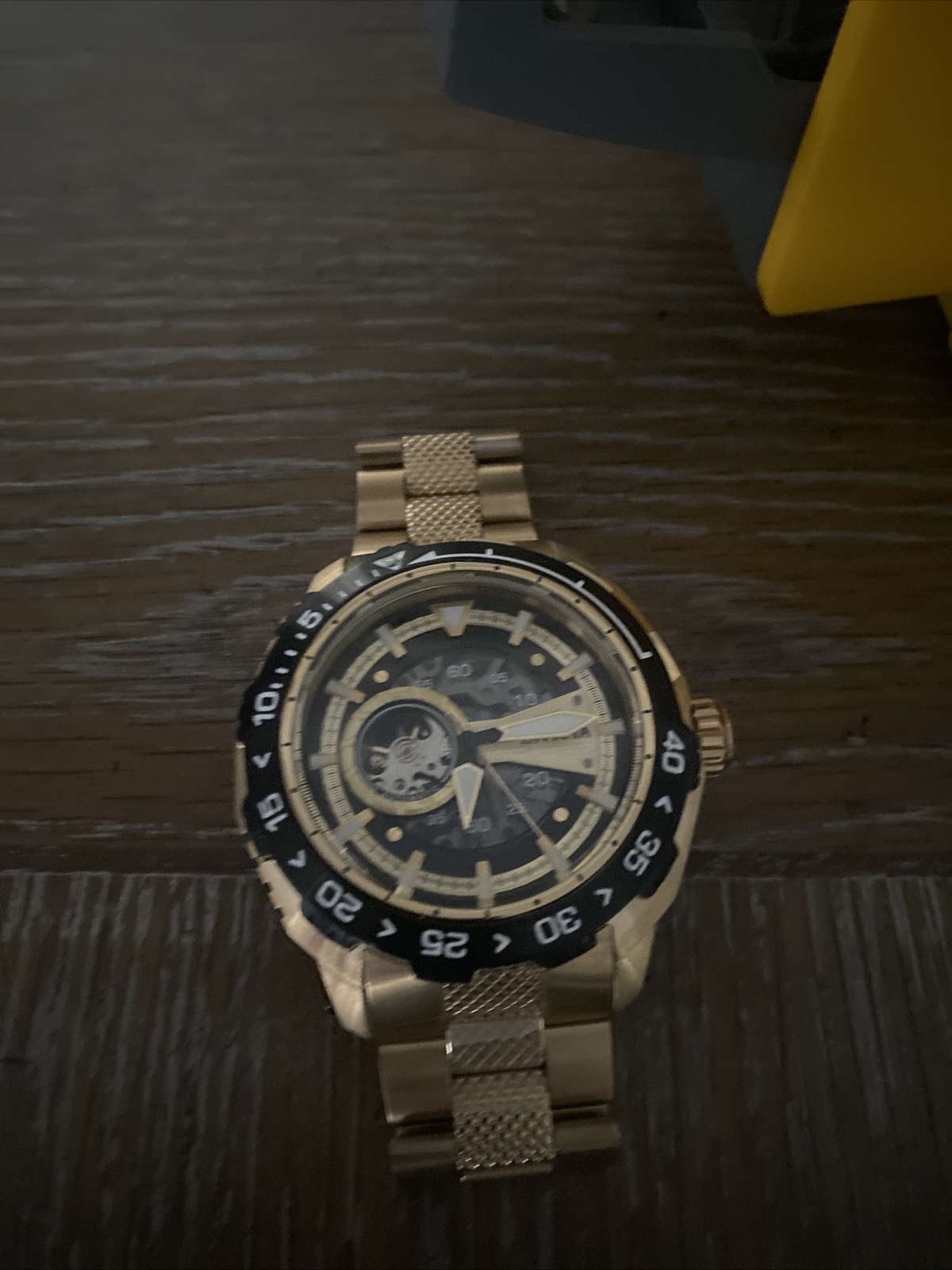 Invicta 4055