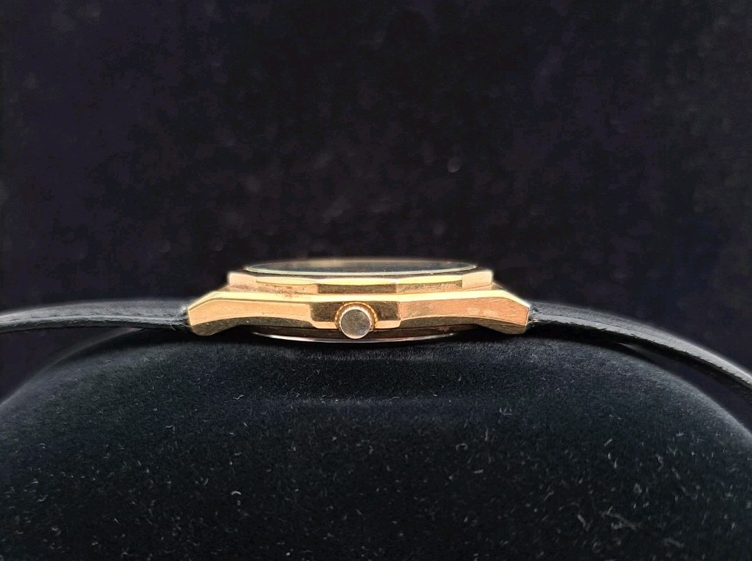 Vintage 1980s Seiko Quartz SQ 8C23-6059 A4 Waffle Pie Pan Day Date Watch Runs
