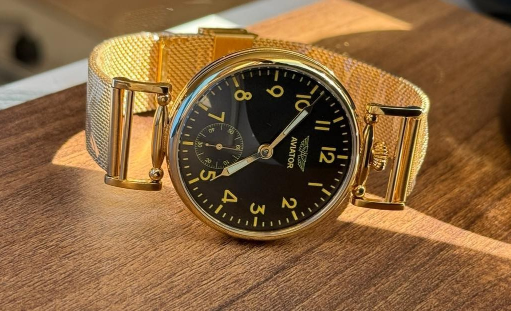 Molniya Watch Mechanical Aviator Wrist Golden Russian USSR Molnja Gold Strap