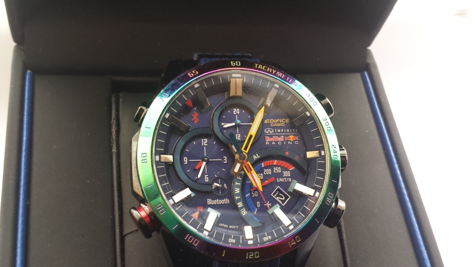 MENS CASIO EDIFICE EQB-500RRB Red Bull Racing Infiniti Multicolour Watch Boxed