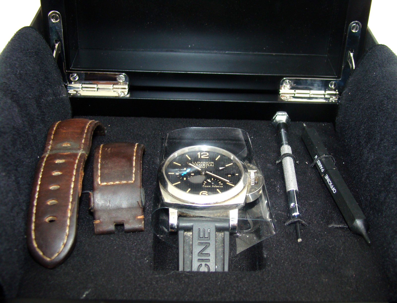PANERAI 42mm PAM01537 POWER RESERVE GMT MANUAL WIND STAINLESS STEEL WATCH w/BOX
