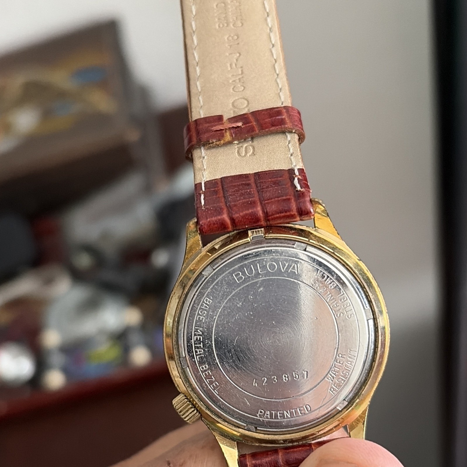 Bulova Accutron Vintage Men’s Day/Date Tuning Fork Gold Dial 36-39mm