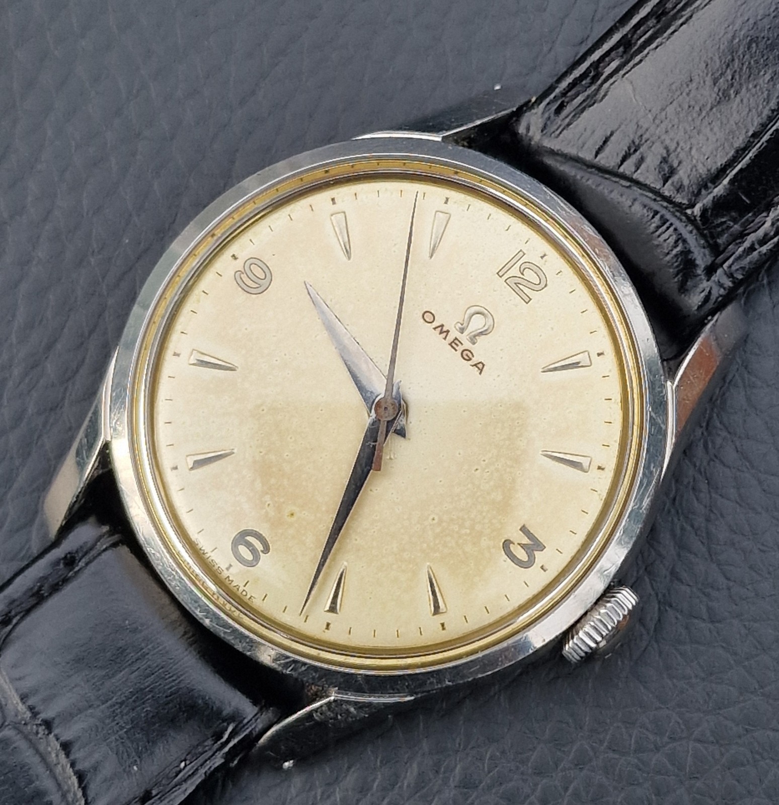 OMEGA GENTS MANUAL,REF 2640-1, 35MM,CAL 283,SCREW BACK CASE.