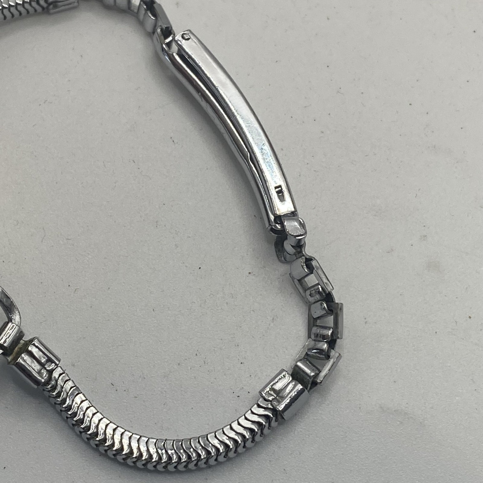 Vintage Bulova Womens Silver Bracelet Watch Champagne Dial Mechanical J073504