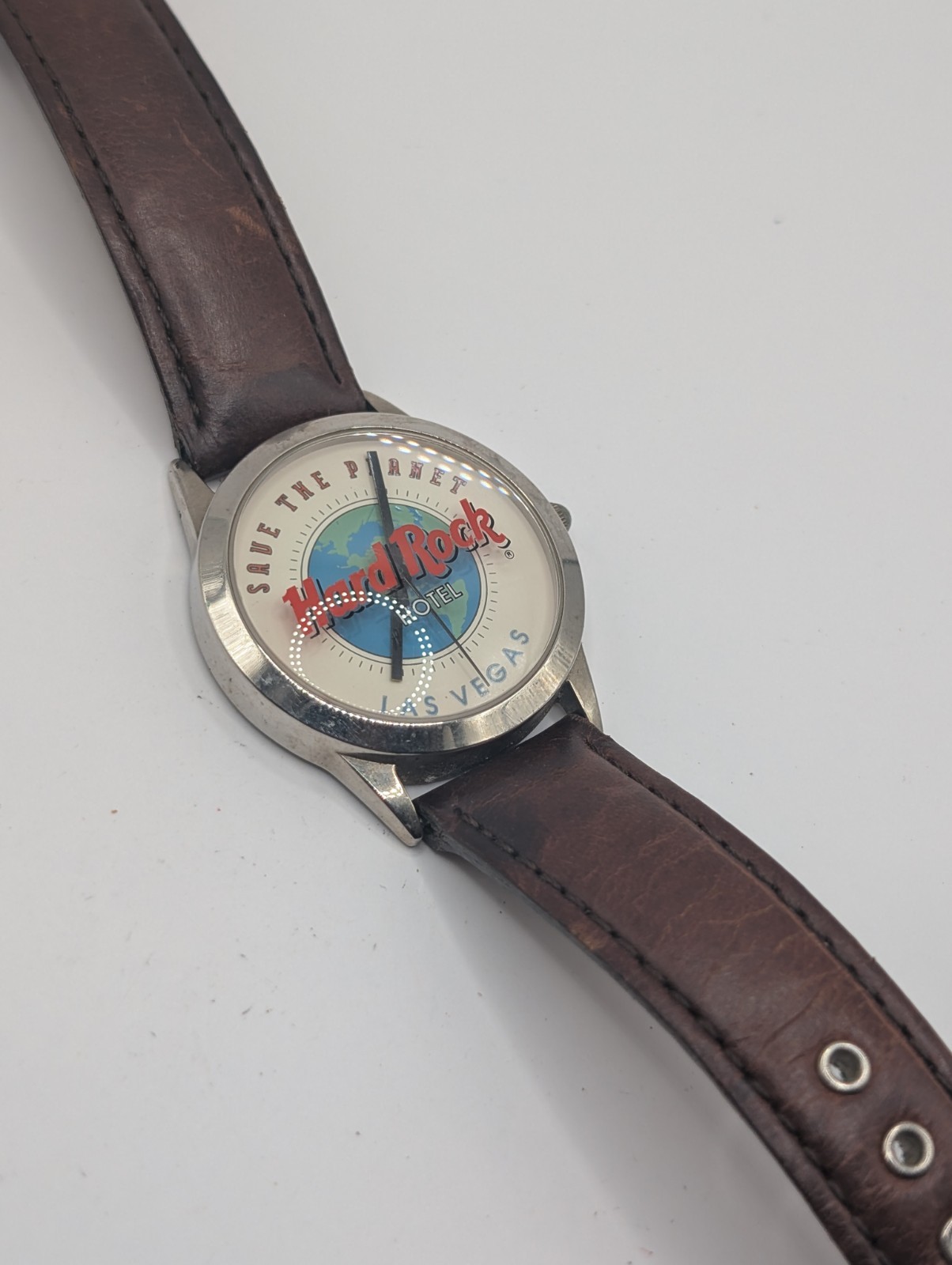 Hard Rock Hotel Las Vegas Save The Planet Quartz Analog SS Silver Brown Leather