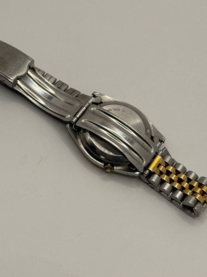 Seiko 5 7S26-0500 Gold Fluted Bezel Watch For Parts / Junk from Japan
