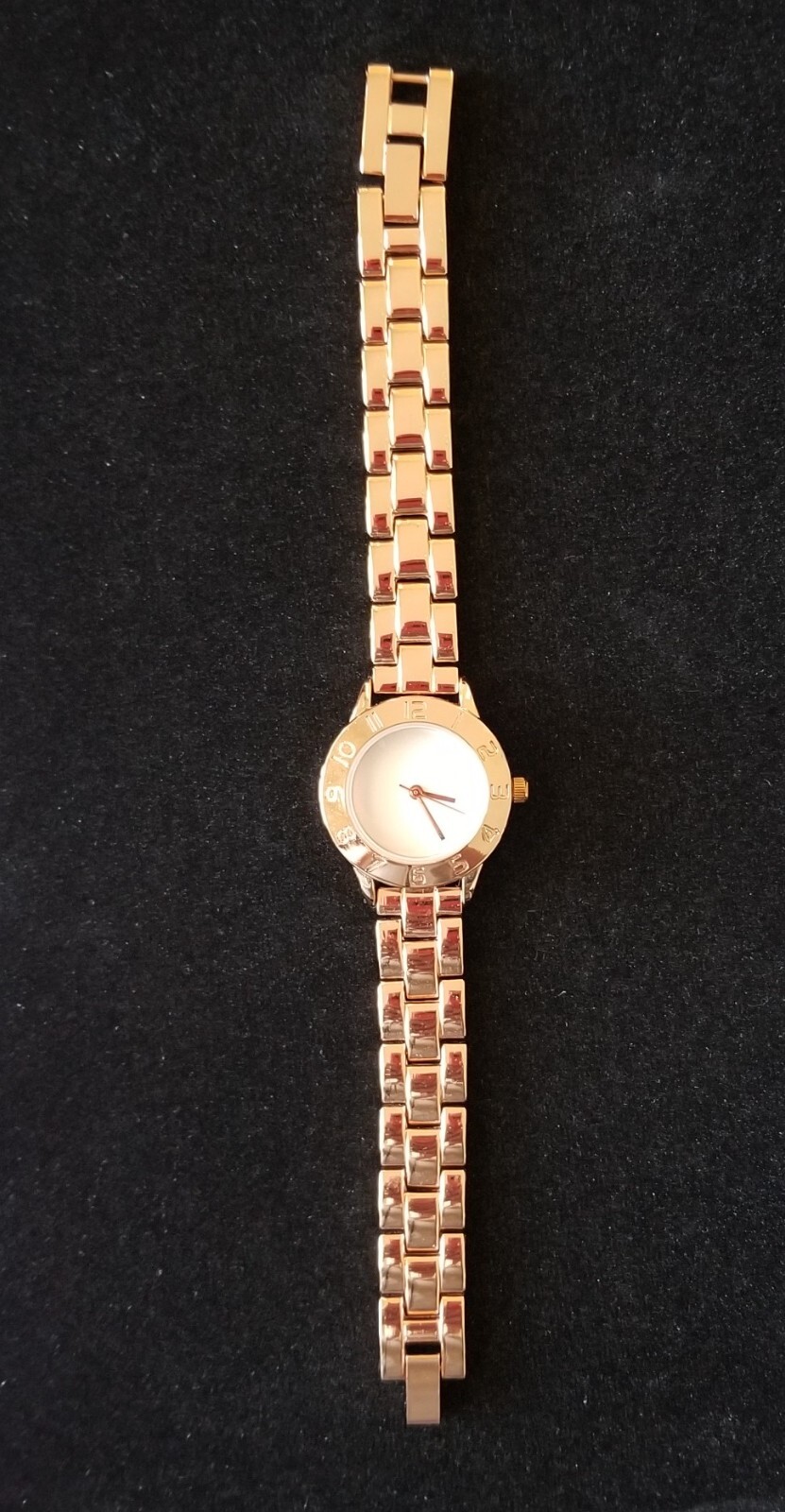 NIB Mossimo Rose Gold Tone Watch White Dial Link Band 6.75″ Max Size New Battery