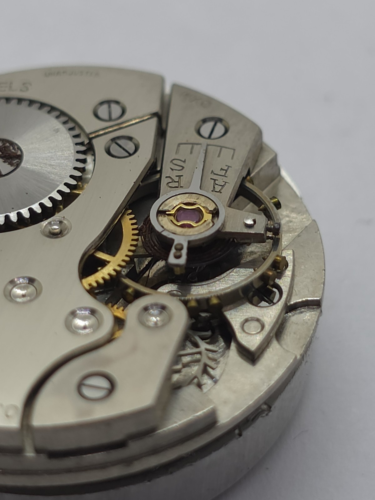 Vintage O. Maire INC Cal. OM 115 Good Main Spring Stem Watch Movement Uhren