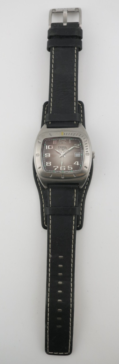 Fossil Steel and Black Leather Analog Quartz Watch – PR-5241 – New Battery