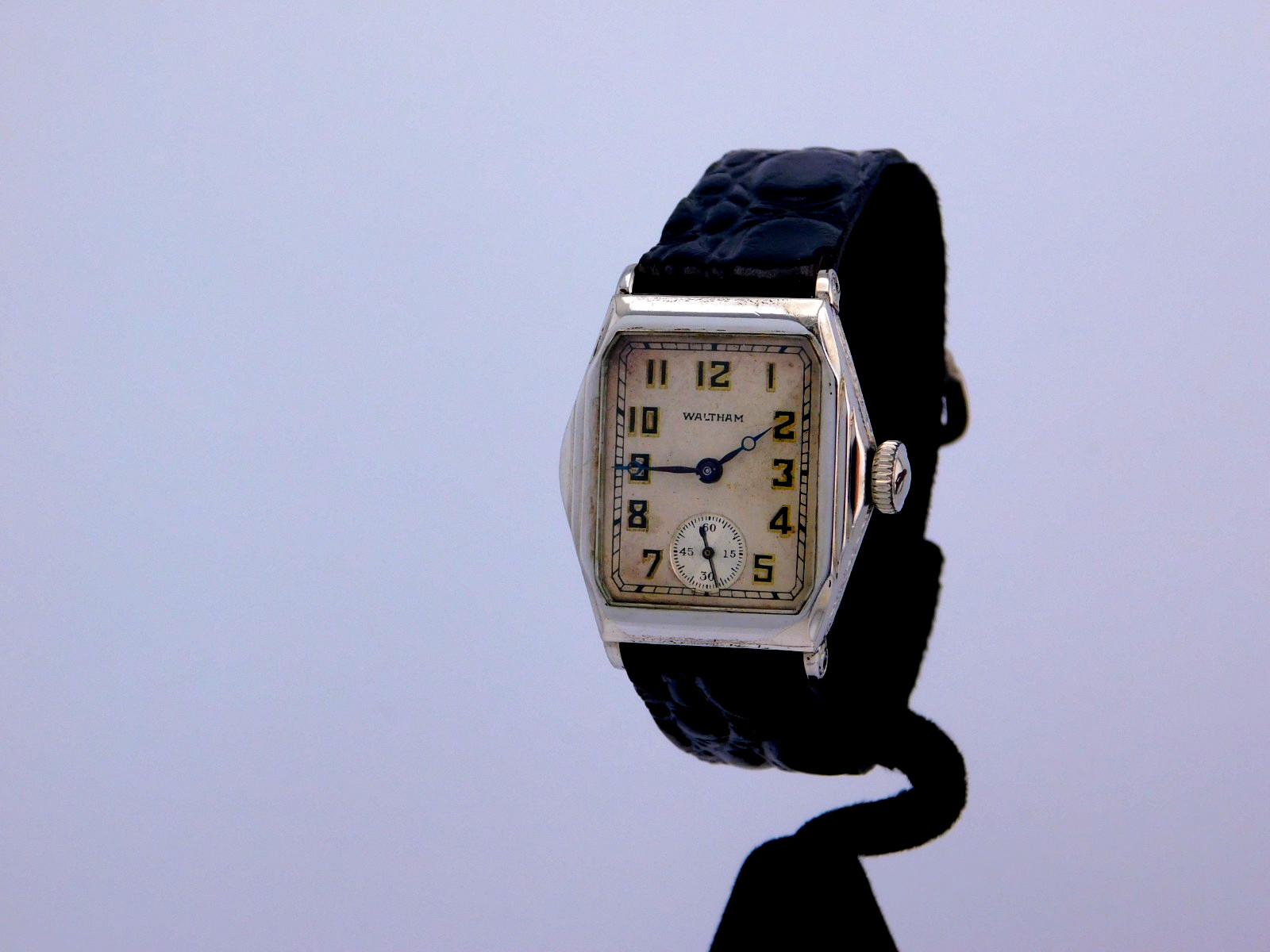 VINTAGE WALTHAM DECO 15J SAPPHIRE 10K RGP STEPPED MENS WRISTWATCH SERVICED C1926
