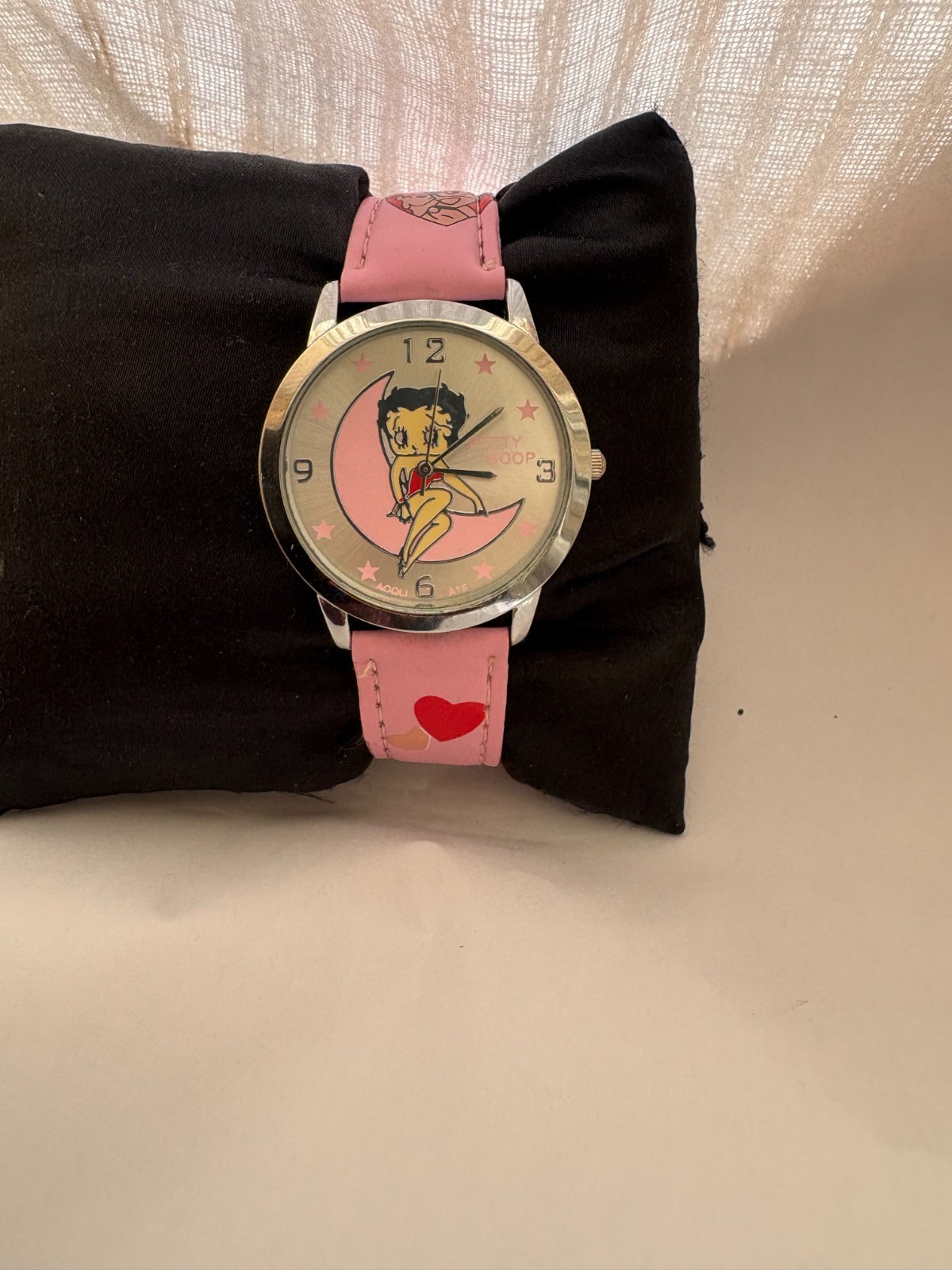 Betty Boo Hot Nurse Pink Wrist Watch Base Metal Bezel Leather Strap Vintage 1989