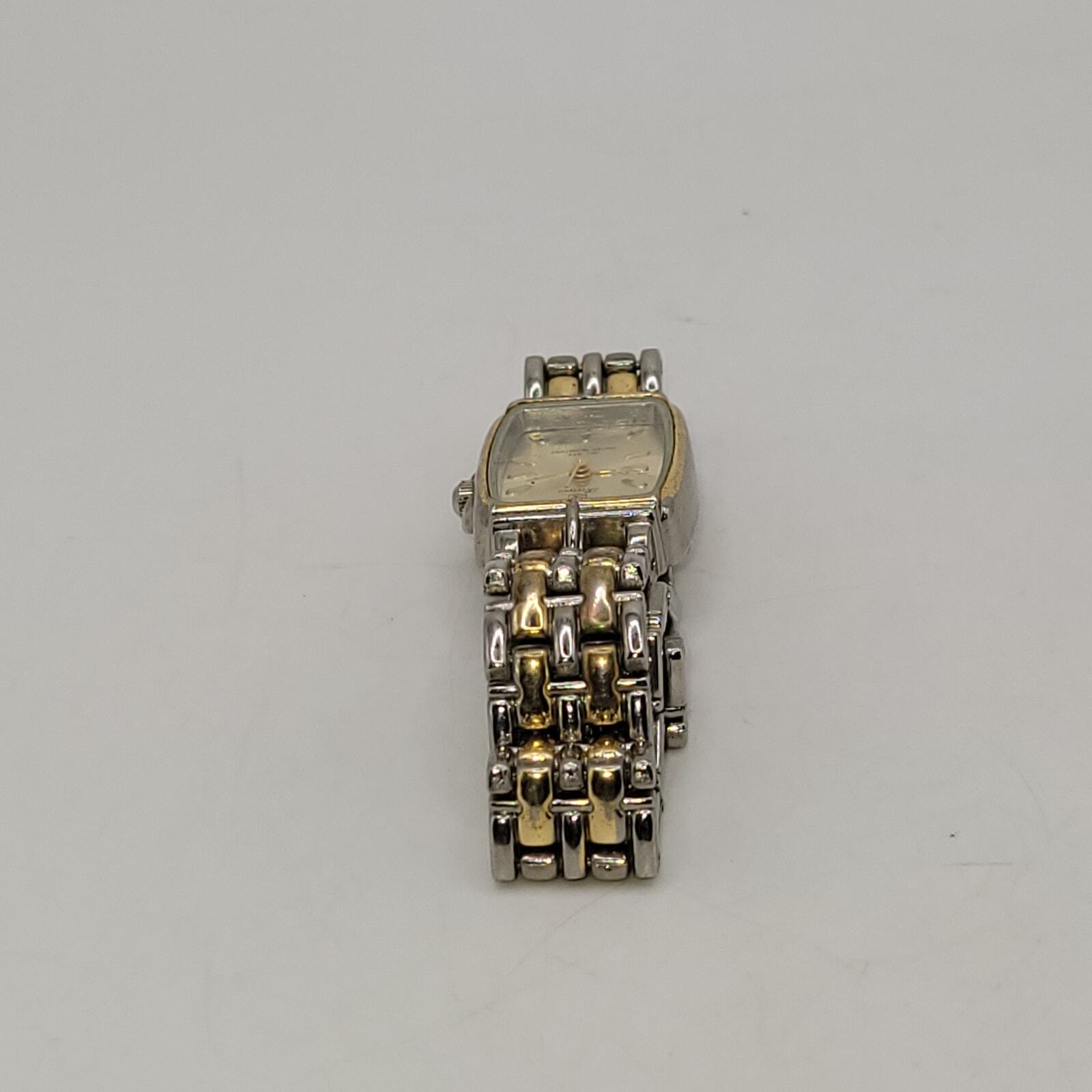 Riviera Quartz Silver Gold Toned clasp band Vintage New battery