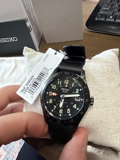 Seiko 5 Sports Automatic GMT Black Dial Leather Strap Watch SSK025 New