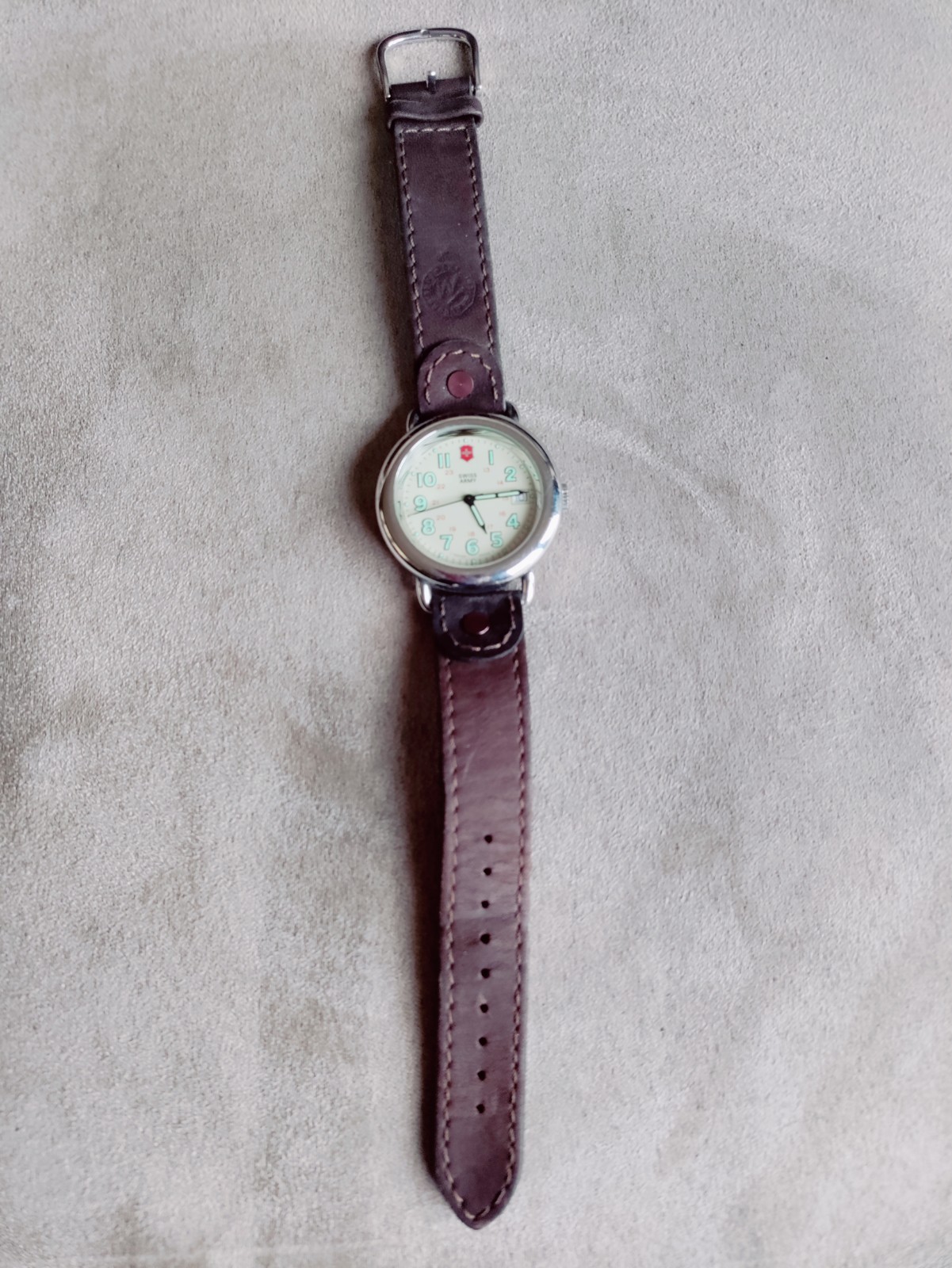 Swiss Army Brand Stainless Steel Watch Quartz, no battery Water-Resistant