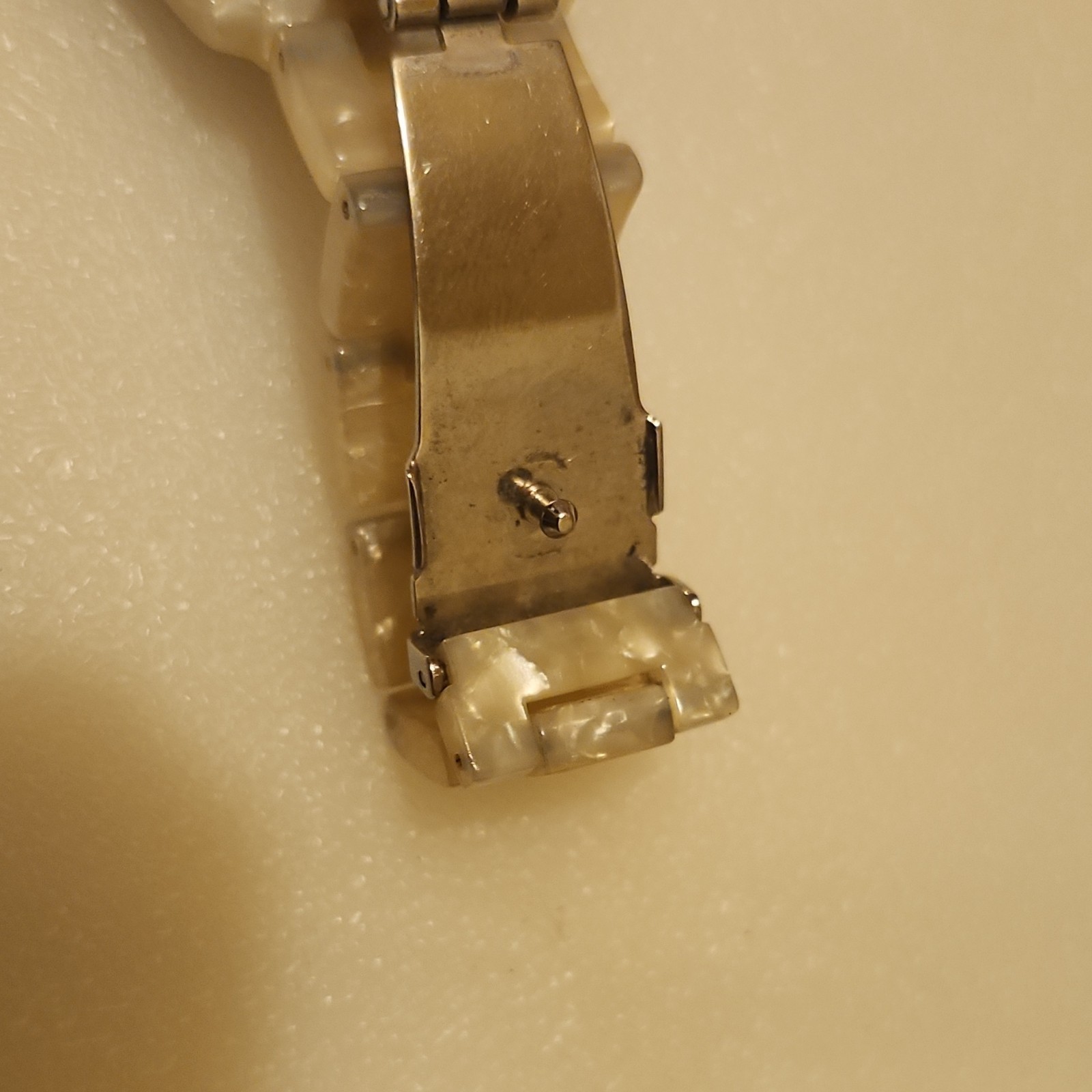 Fossil Women’s Quartz Beige Resin Bracelet Stainless Steel Dress Watch White Di…