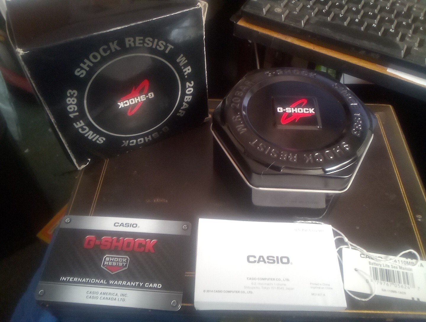 Casio G-Shock Display tin and incert items as shown no watch