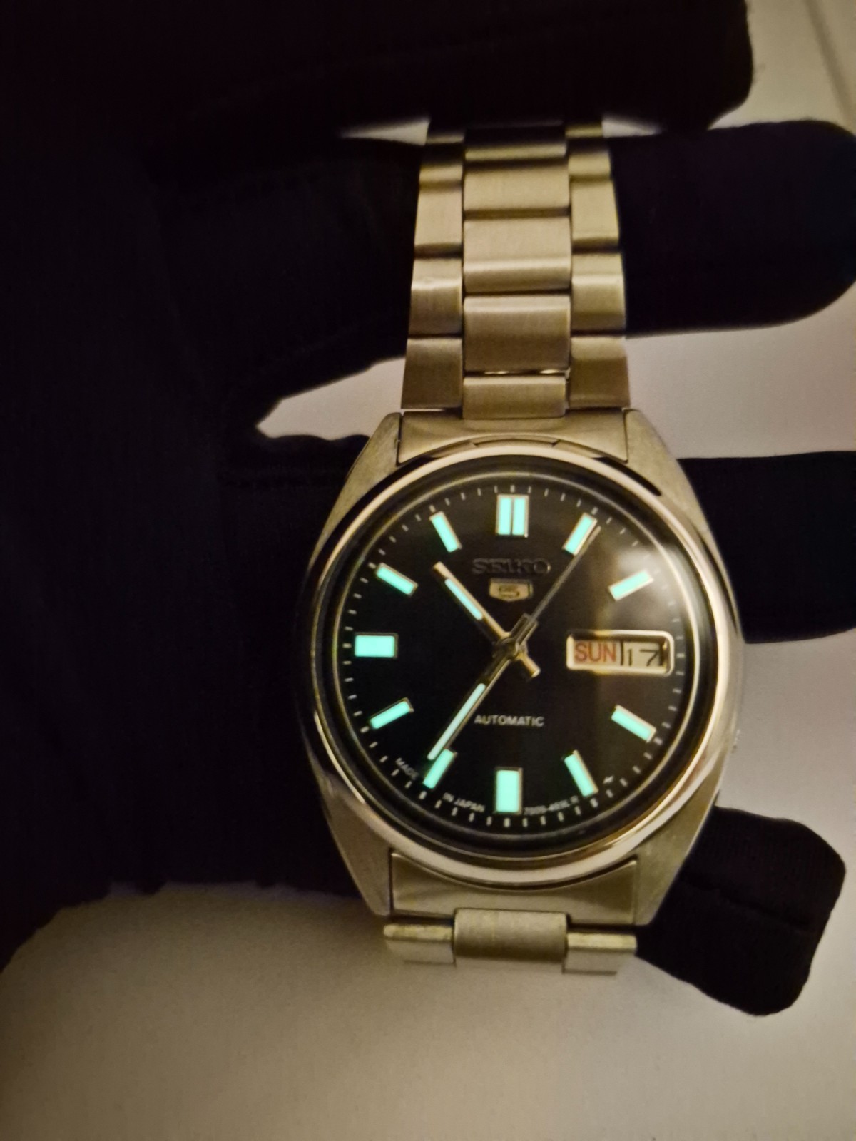 Vintage Seiko 5 Automatic Men’s Wristwatch – Classic Japanese Timepiece