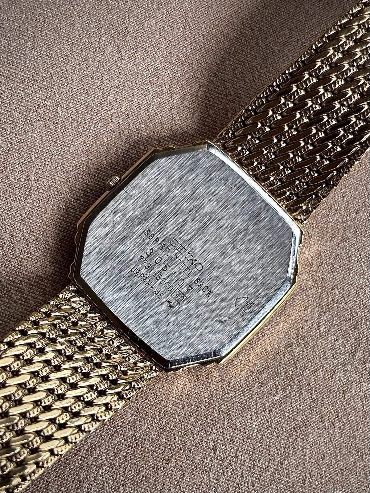 Vintage Seiko Dolce | Gold Dial Quartz | Men’s Dress Watch