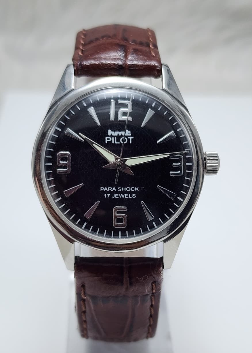 Working Hand winding HMT Pilot Black Dial 17 Jewels Back Wrist Watch